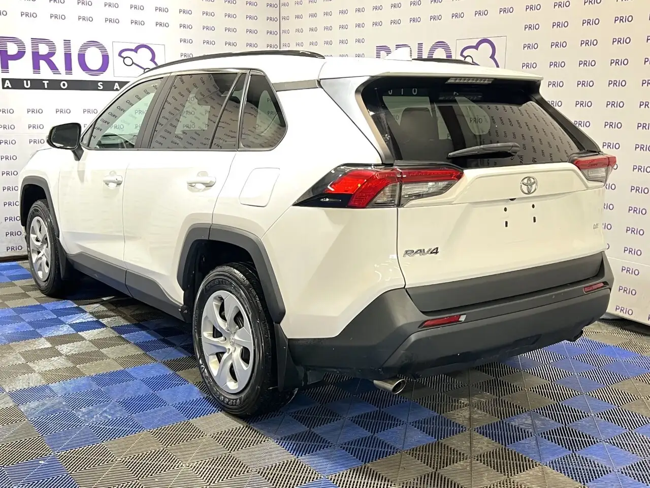 Toyota RAV 4 снимка Toyota RAV 4