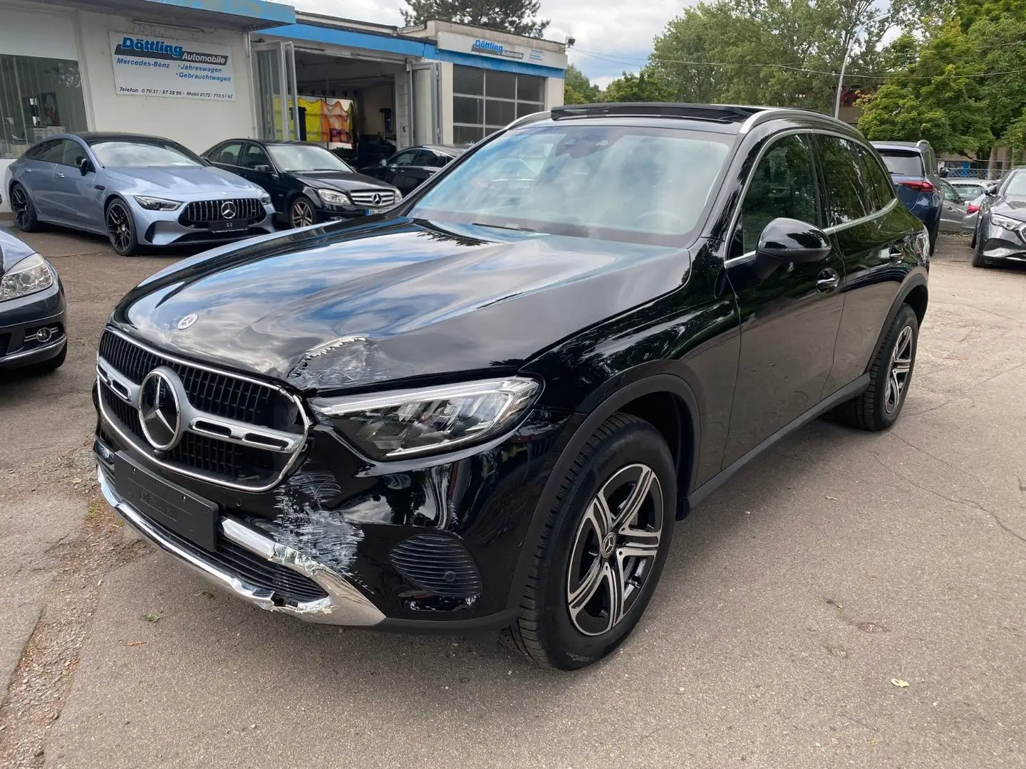 Mercedes-Benz GLC 300 de 4M/Avantgarde+/Distr+/Pano/AHK/Memory Schwarz - 2