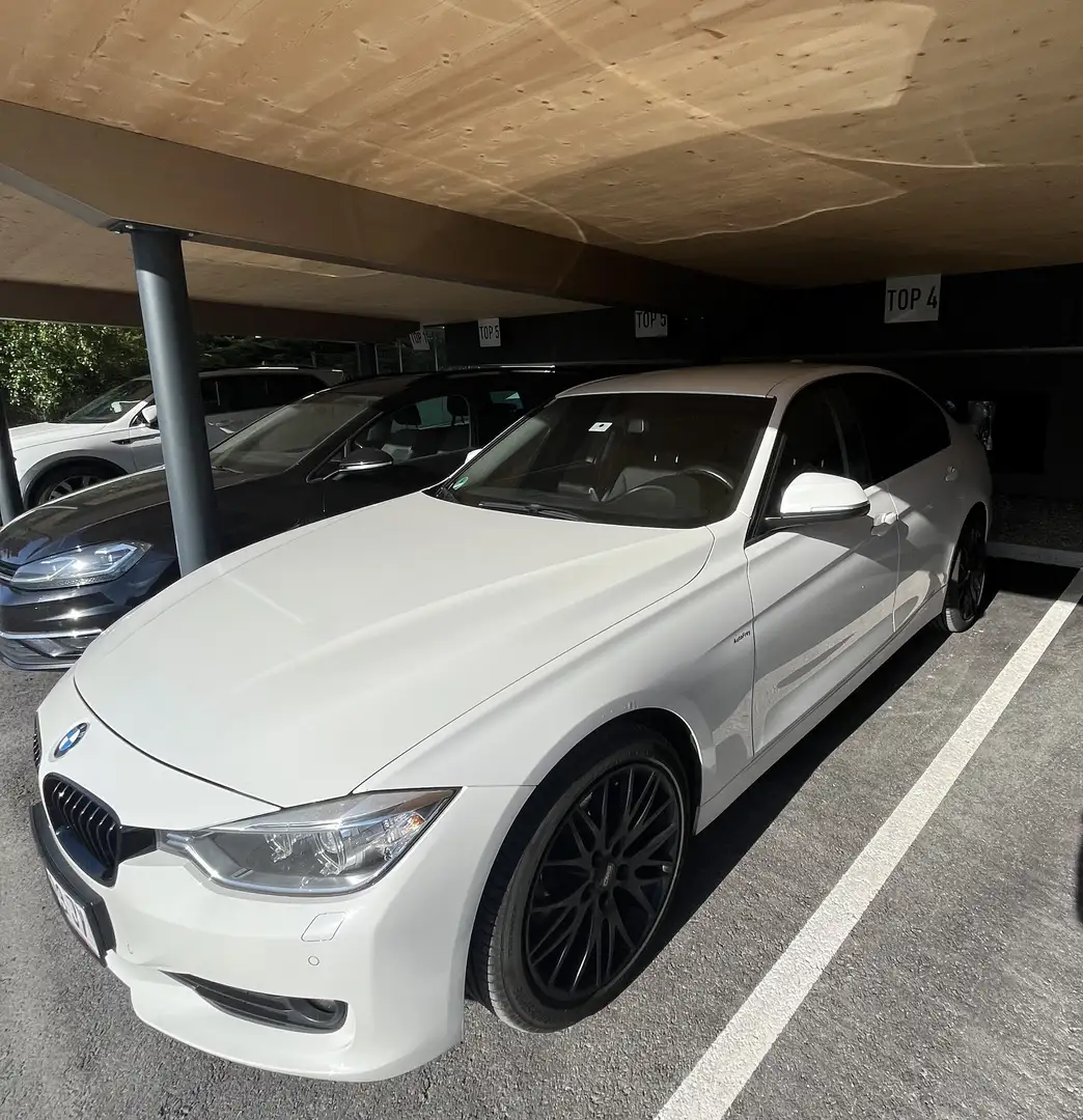 BMW 320 320d Österreich-Paket - 1