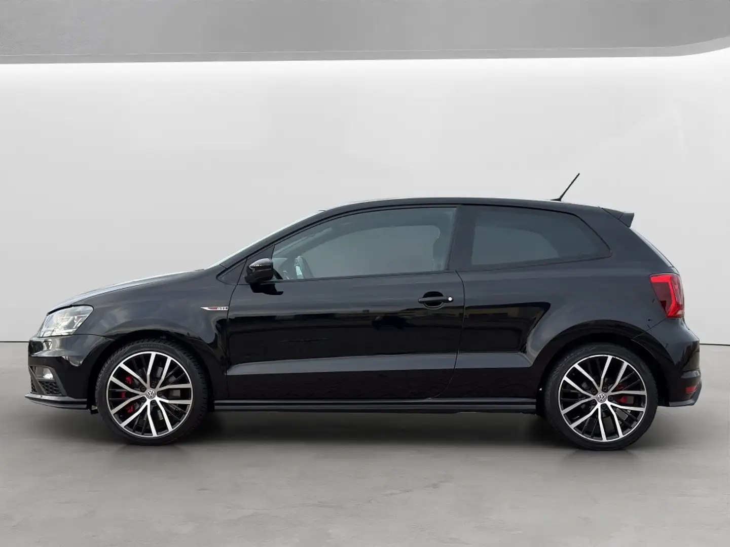 Volkswagen Polo GTI 1.8 TSI Automaat PDC Navi Led Zwart - 2