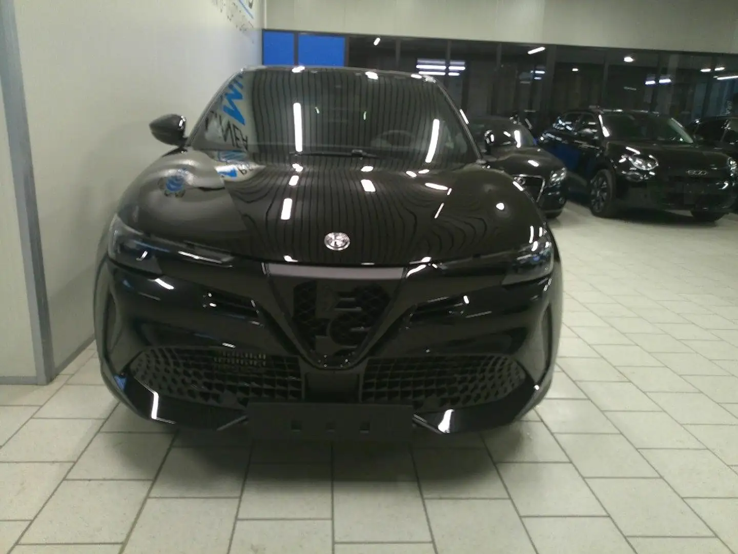Alfa Romeo Junior 1.2 145 CV Hybrid eDCT6 Speciale Pack Tech Promo Nero - 2