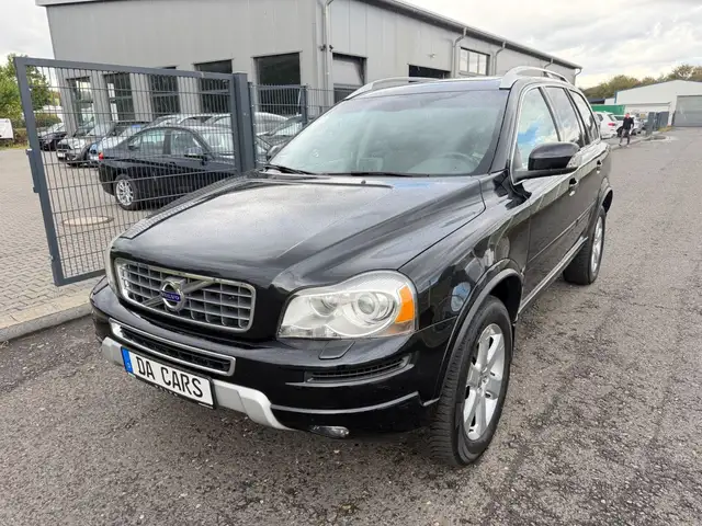 Volvo XC90 D5 Momentum Geartronic Navi/Leder/AHK/7P