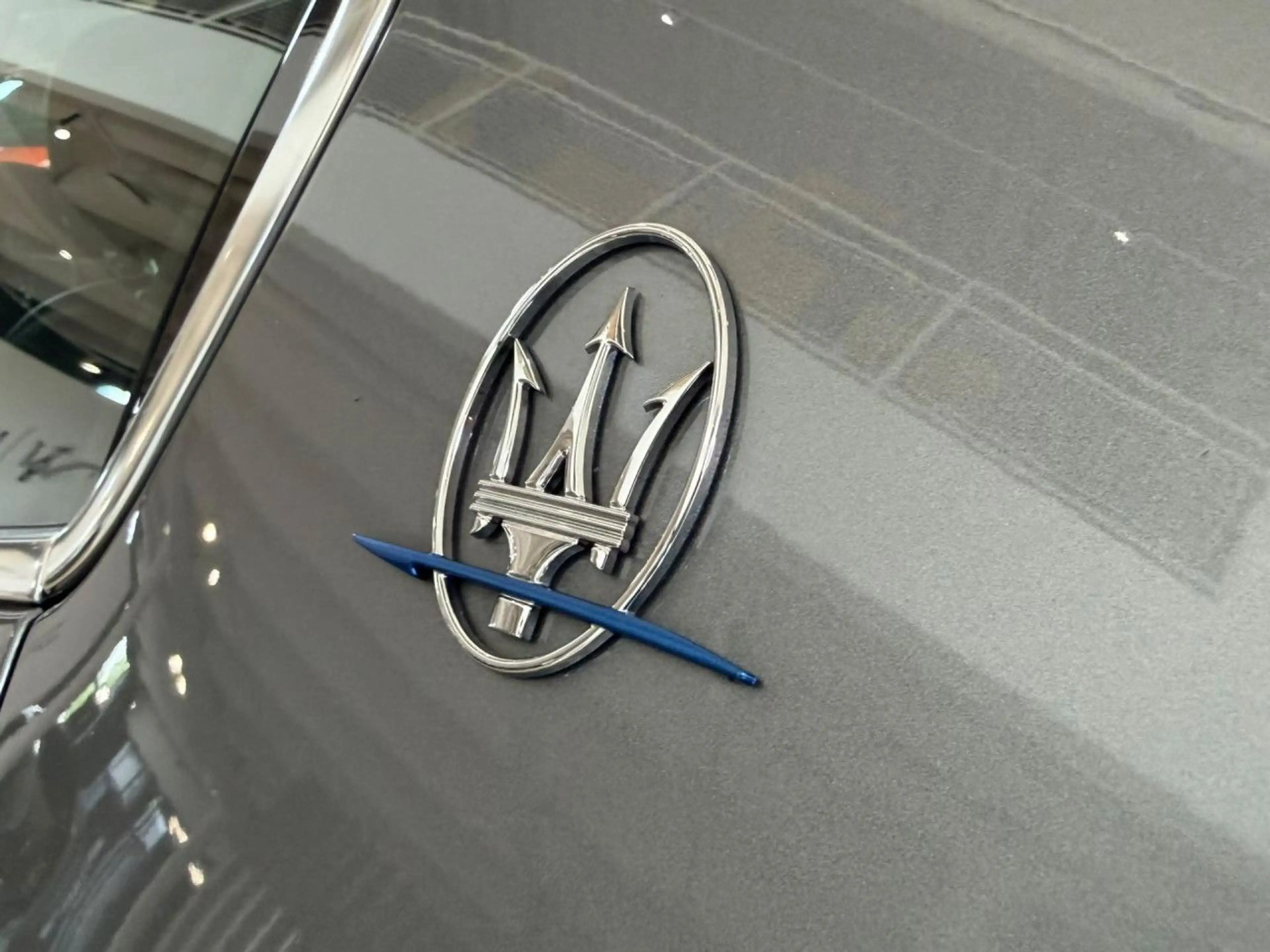 Maserati Ghibli Hybrid GranLusso Bluetooth Vollleder Klima — photo 8