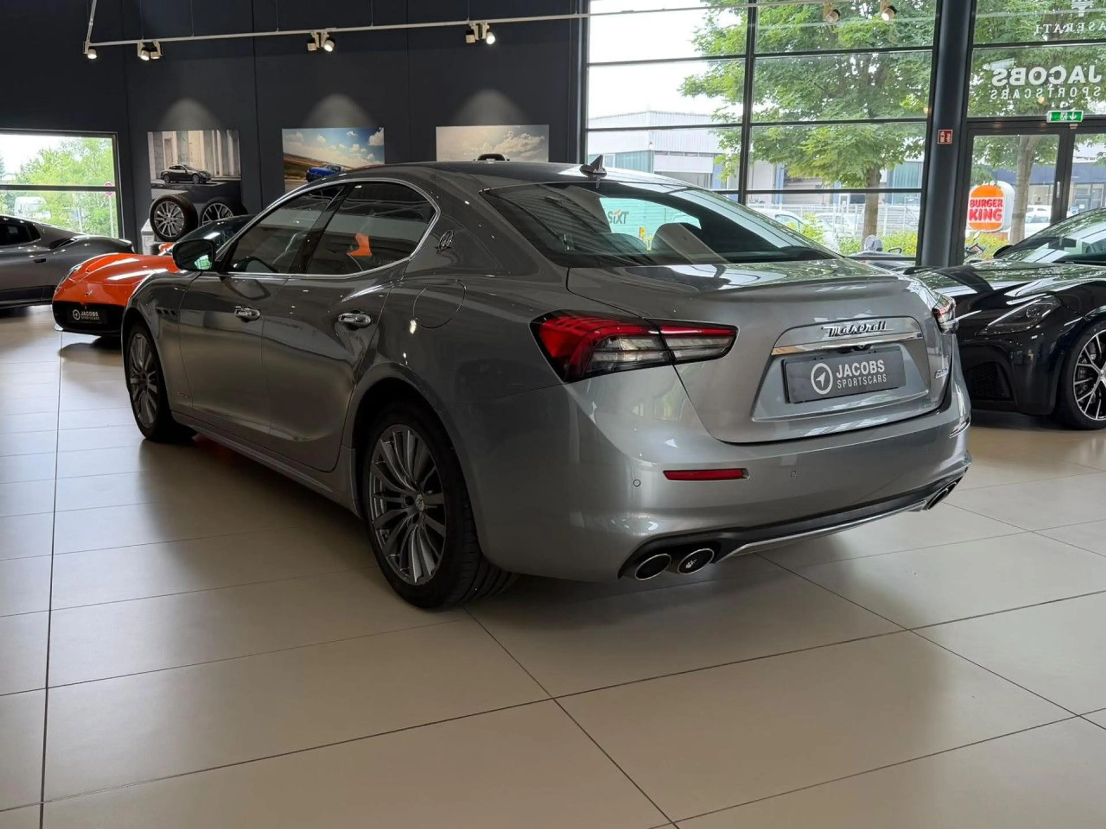 Maserati Ghibli Hybrid GranLusso Bluetooth Vollleder Klima — photo 7