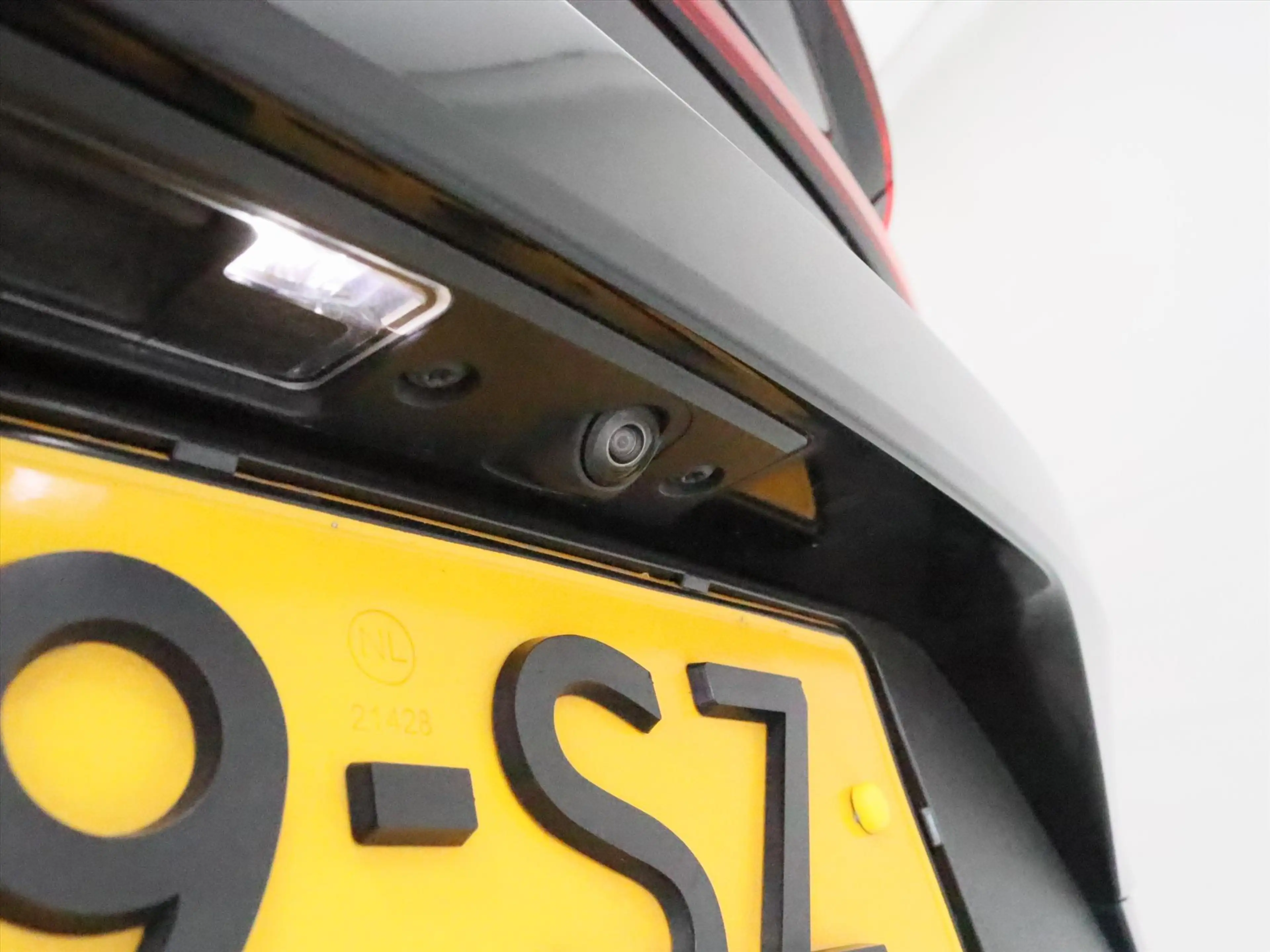 Polestar 2 Standard Range Single Motor 63kWh 225pk 94.3% Soh[ — photo 47