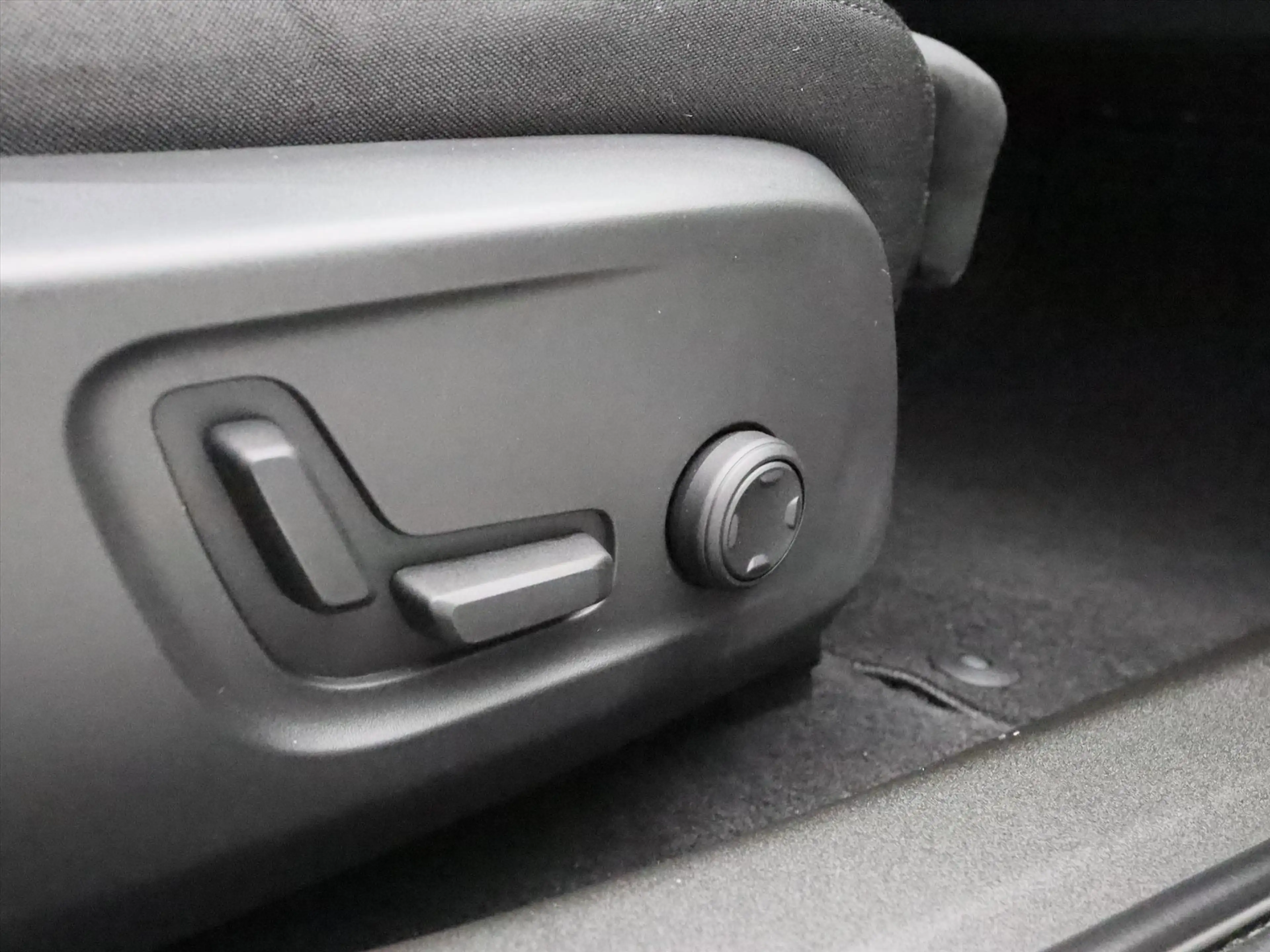 Polestar 2 Standard Range Single Motor 63kWh 225pk 94.3% Soh[ — photo 18