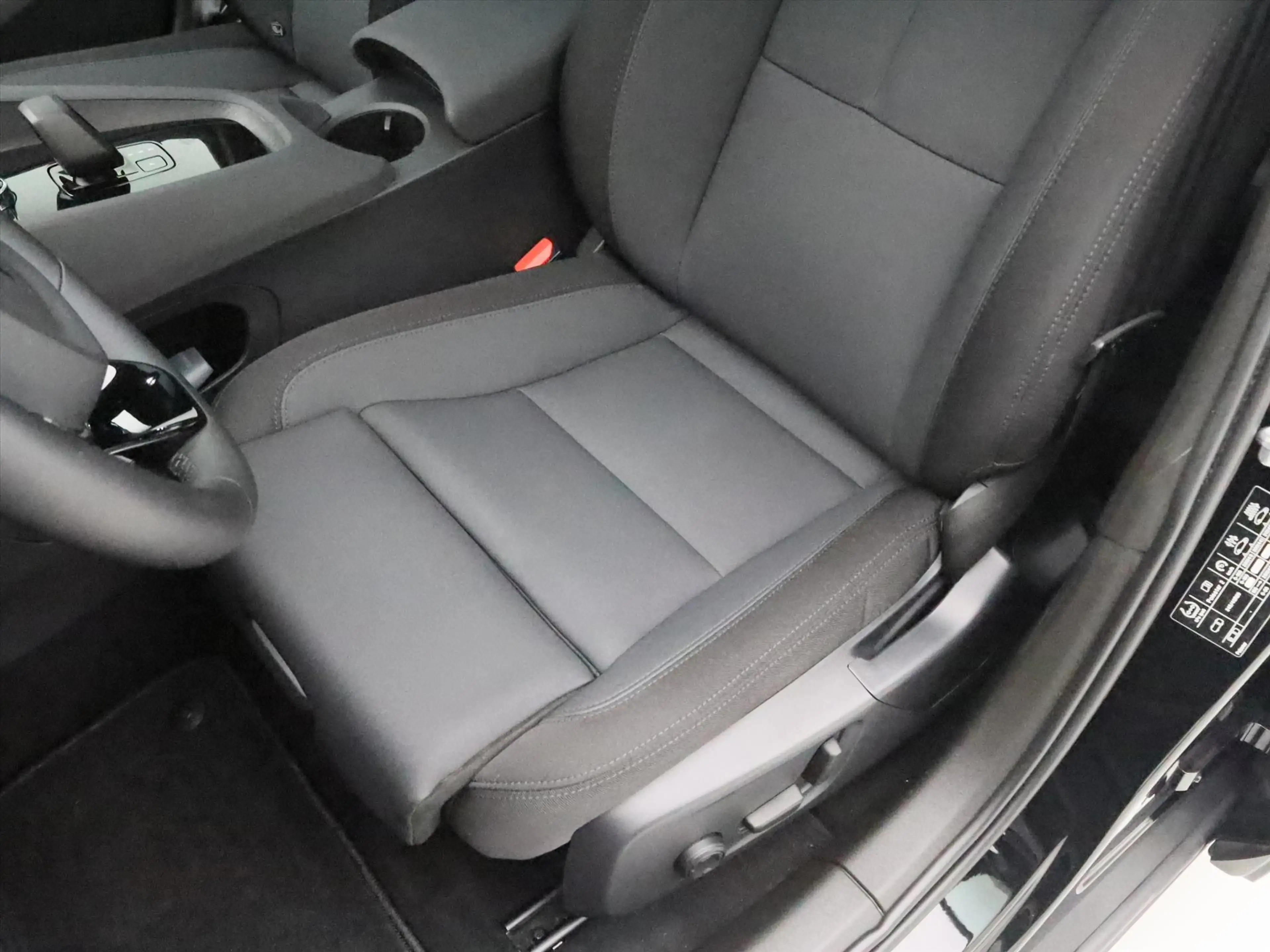 Polestar 2 Standard Range Single Motor 63kWh 225pk 94.3% Soh[ — photo 19
