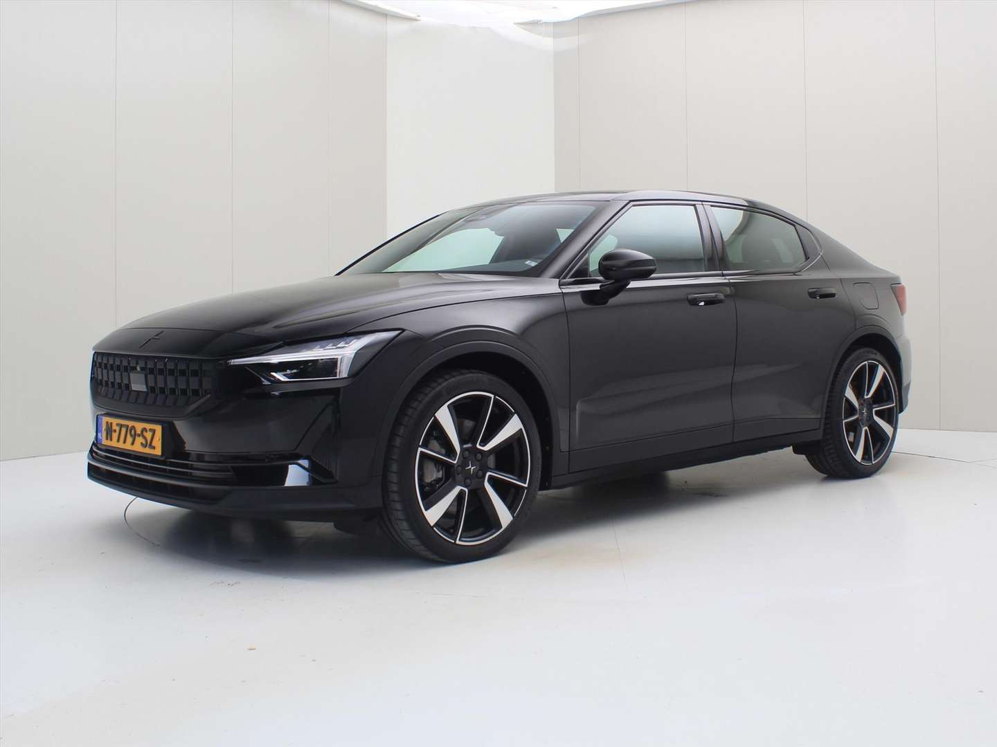 Polestar 2 nuo 412 €/ mėn Elektra 2021m. Hečbekas Automatinė