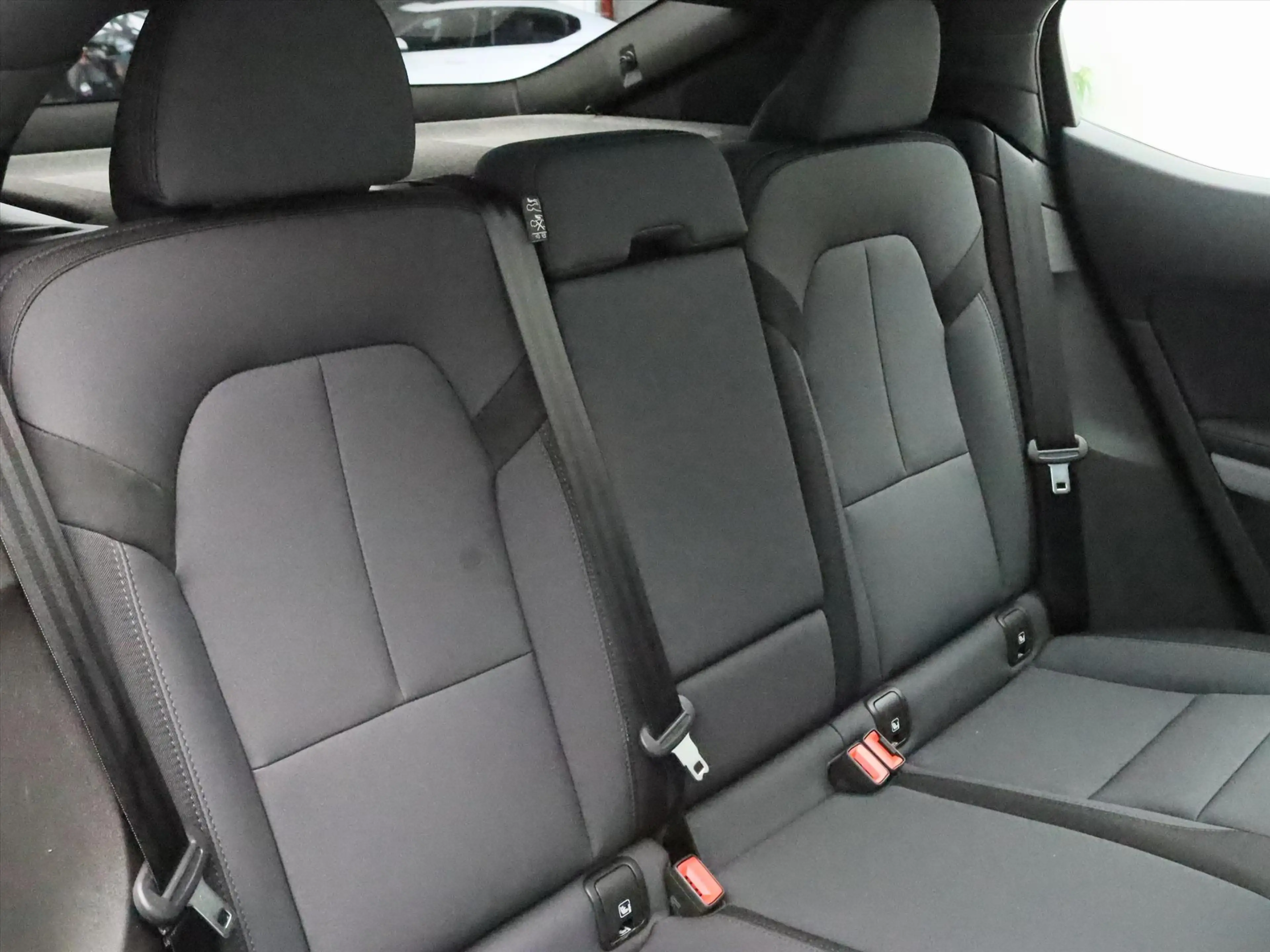 Polestar 2 Standard Range Single Motor 63kWh 225pk 94.3% Soh[ — photo 15