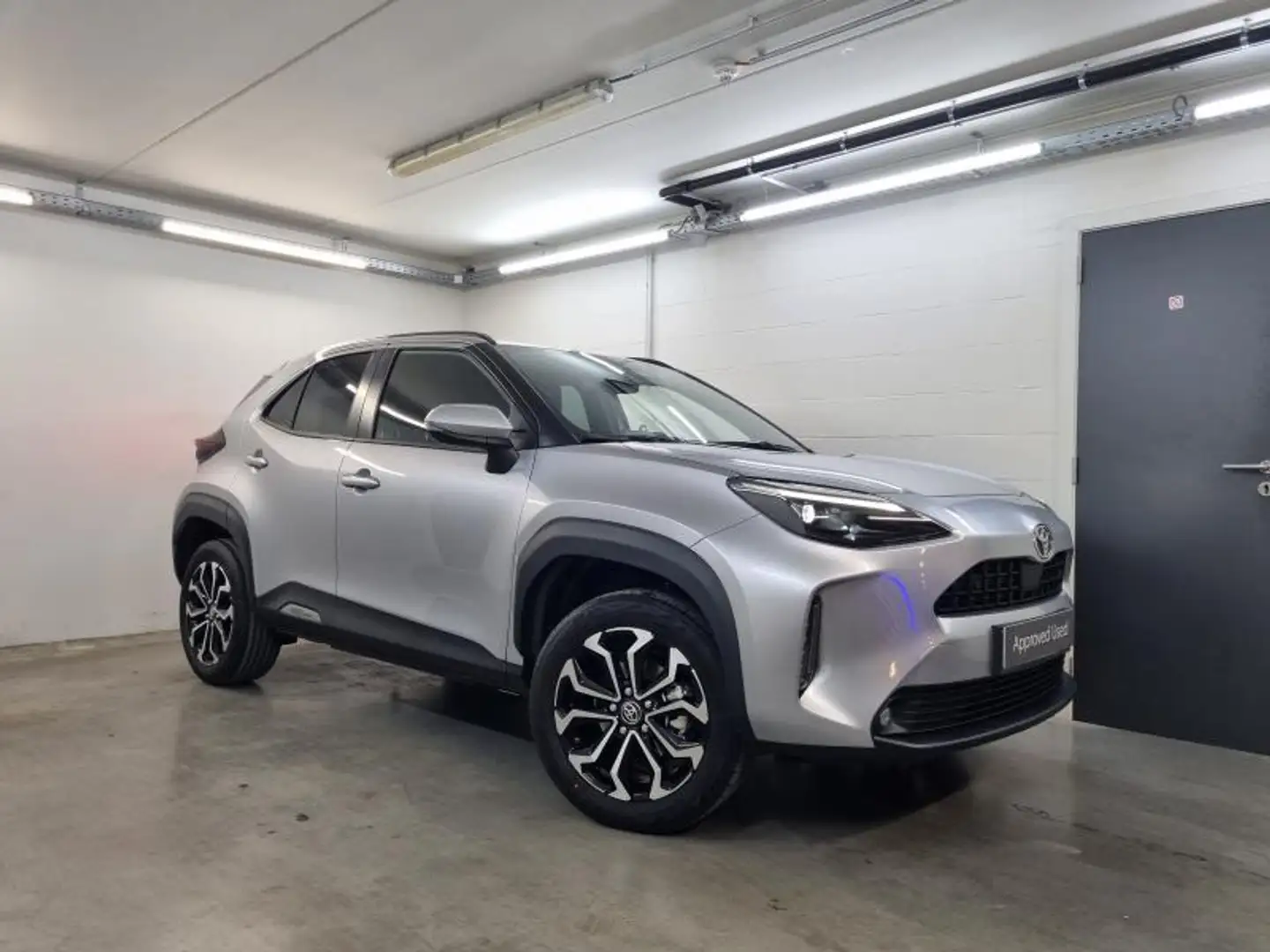 Toyota Yaris Cross Dynamic Plus - Executive Pack Gris - 2