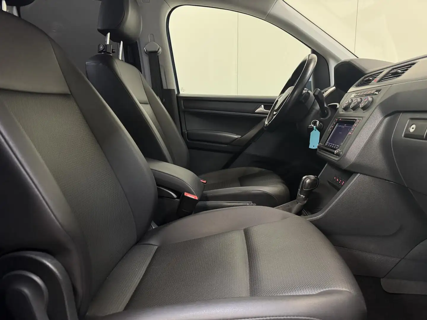 Volkswagen Caddy Maxi 1.4 CNG/Benzine Autom. 7pl - GPS - Topsta... Bleu - 2