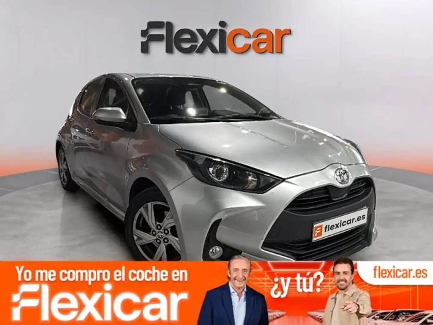 Toyota Yaris 120H 1.5 Active Plus Gris - 1