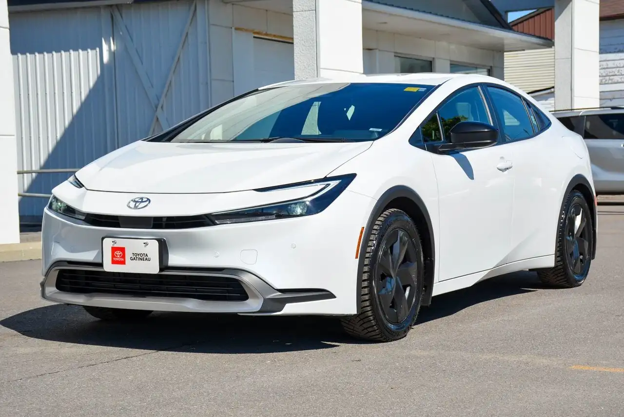 2025 Toyota Prius