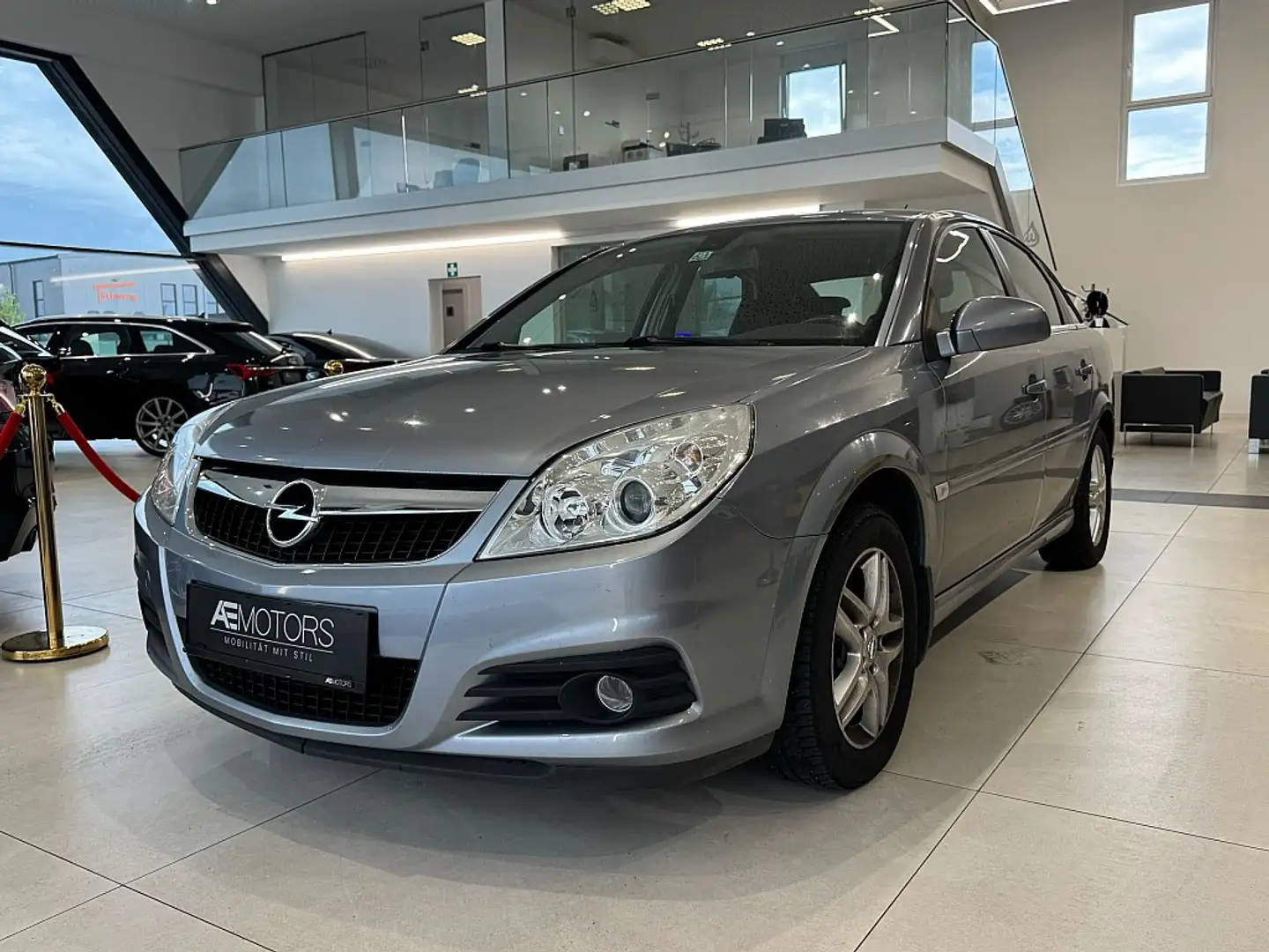 Opel Vectra Edition Business Sport 1,9 CDTI 145.000KM KLIMA Grey - 1