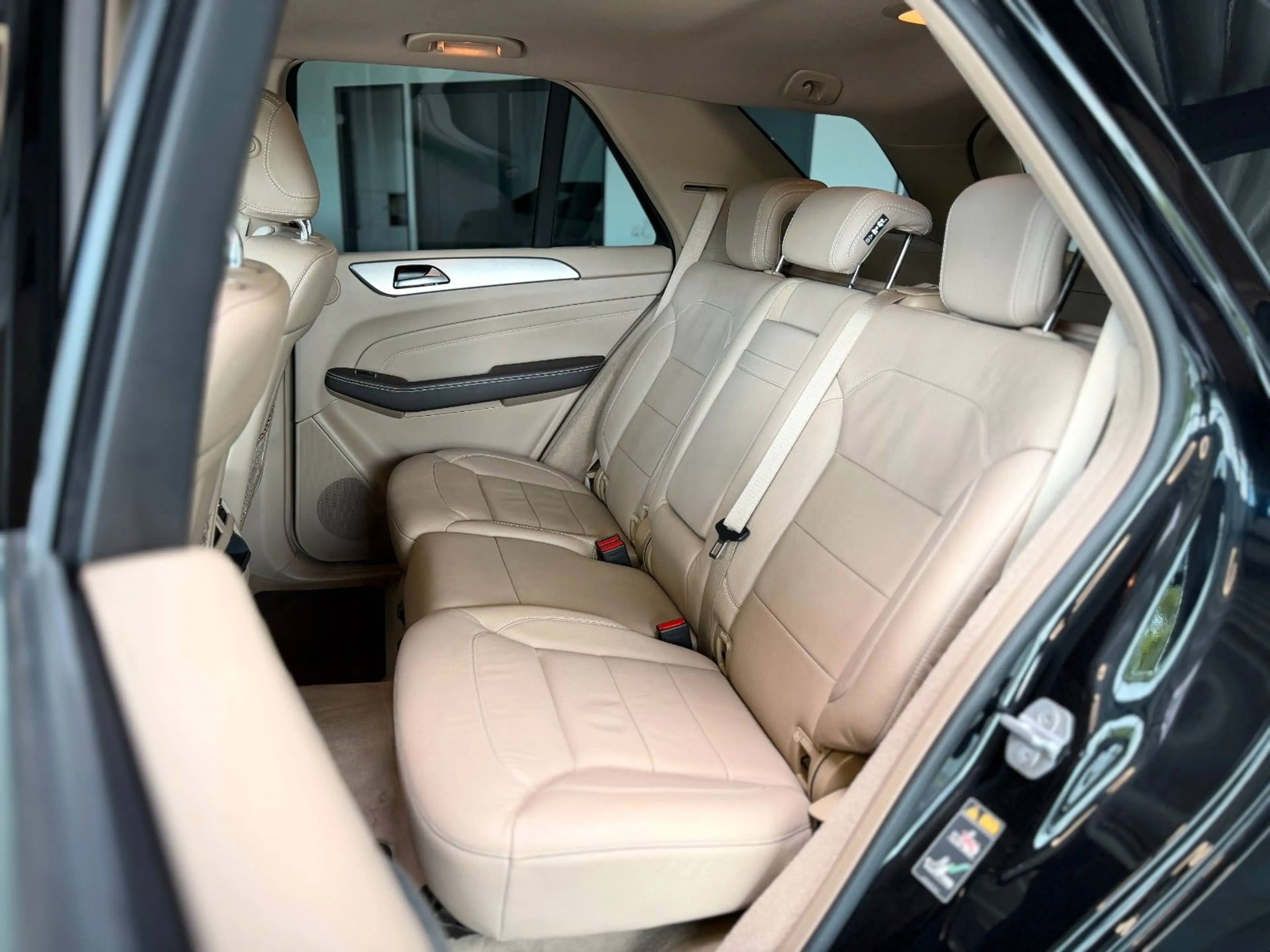 Mercedes-Benz ML 250 4Matic *AMG*Distro+*TotwASS*SpurASS*Pano* — photo 8