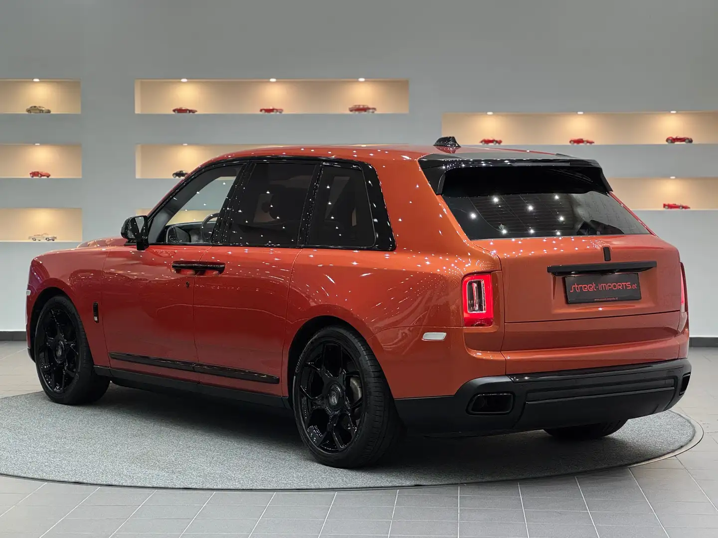 Rolls-Royce Cullinan *Traumzustand* Orange - 2