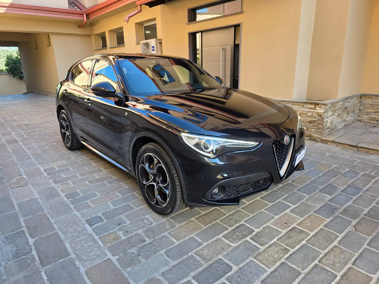 Alfa Romeo Stelvio 2022