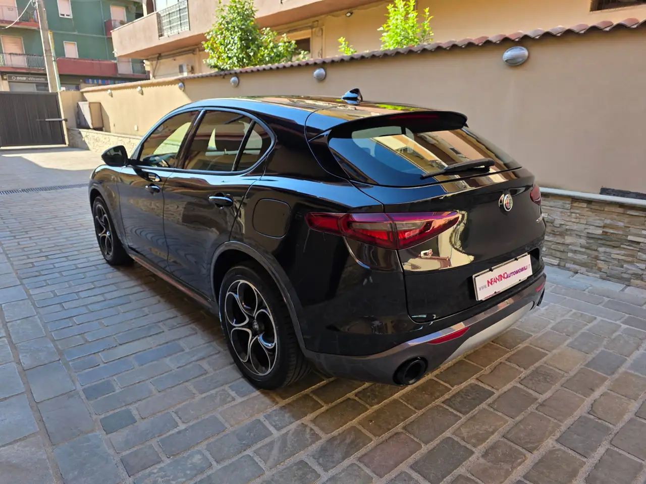 Alfa Romeo Stelvio 2022 — фото 6