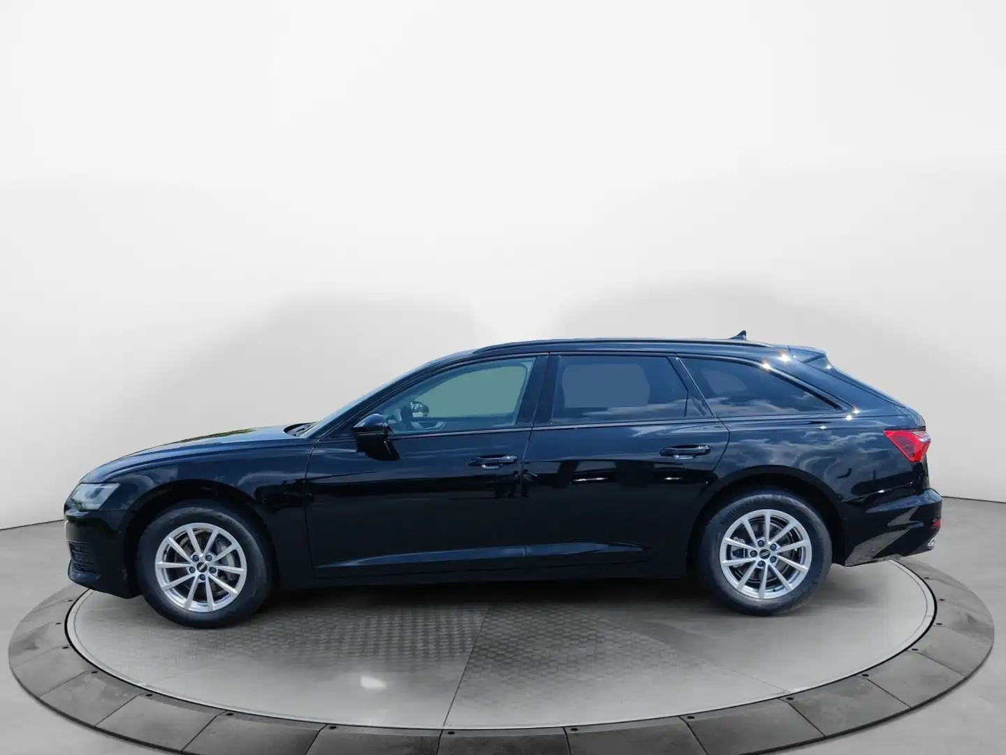 Audi A6 40 TDI 150(204) kW(PS) S tronic 2.0 40 Schwarz - 2