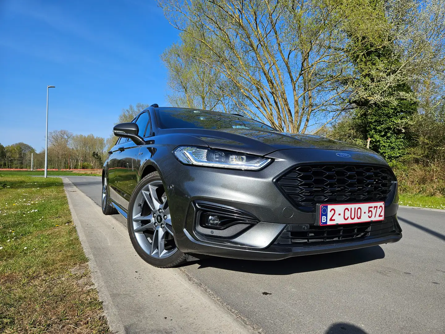 Ford Mondeo Mondeo Turnier 2.0 EcoBlue Aut. ST-Line Gris - 1