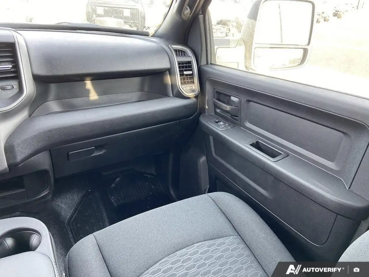 RAM 5500 снимка RAM 5500