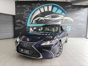 ES 300h 2.5i Executive Line