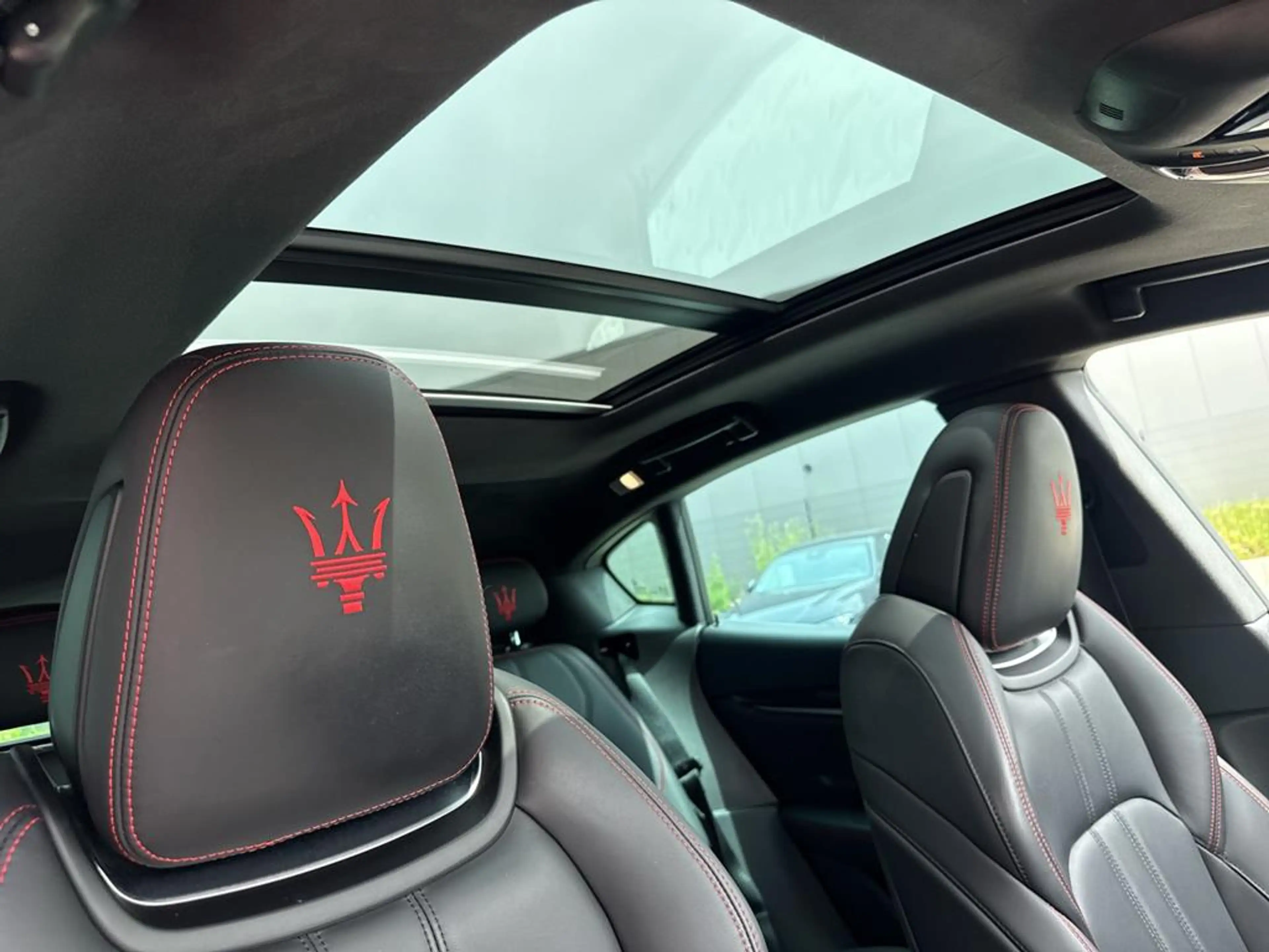 Maserati Levante 3.0 V6 Modena — photo 14