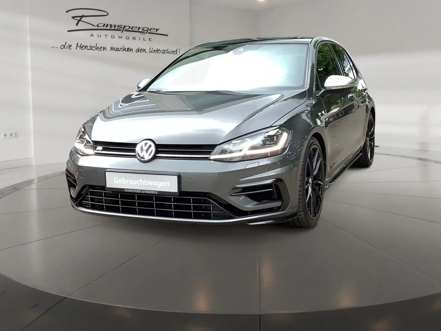 Volkswagen Golf VII 2.0 TSI DSG R 4M. ACC LED Pano Navi Kam Grau - 2