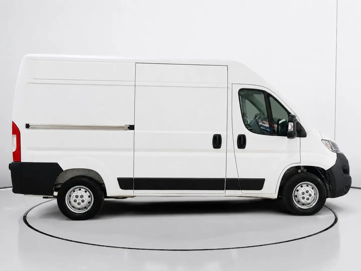 Opel Movano Fg. 2.2 BlueHDI Base 140 L2H2 3500 Blanco - 2