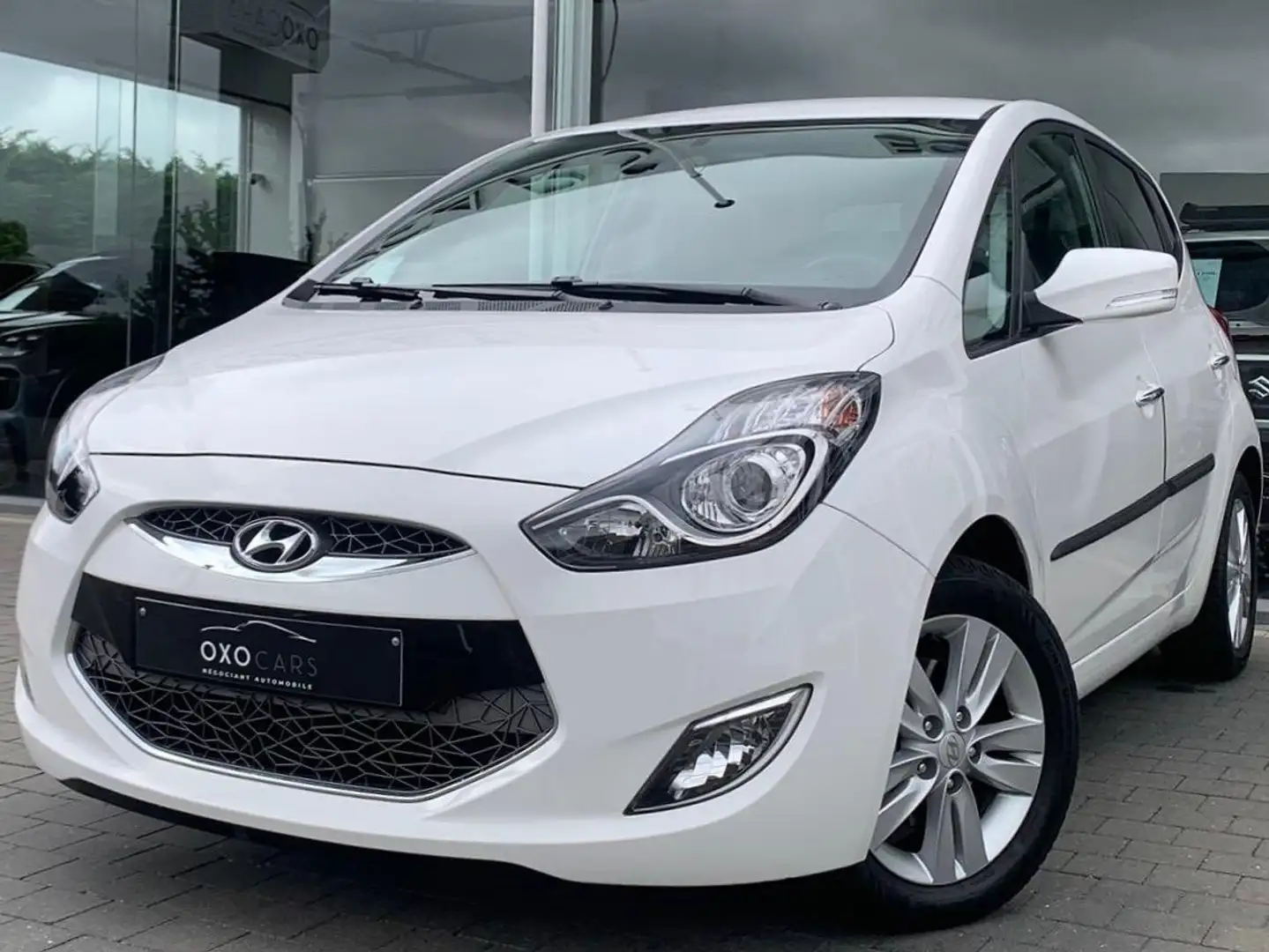 Hyundai iX20 1.4i / Clim Auto / Cruise / PDC / GARANTIE / Blanc - 1