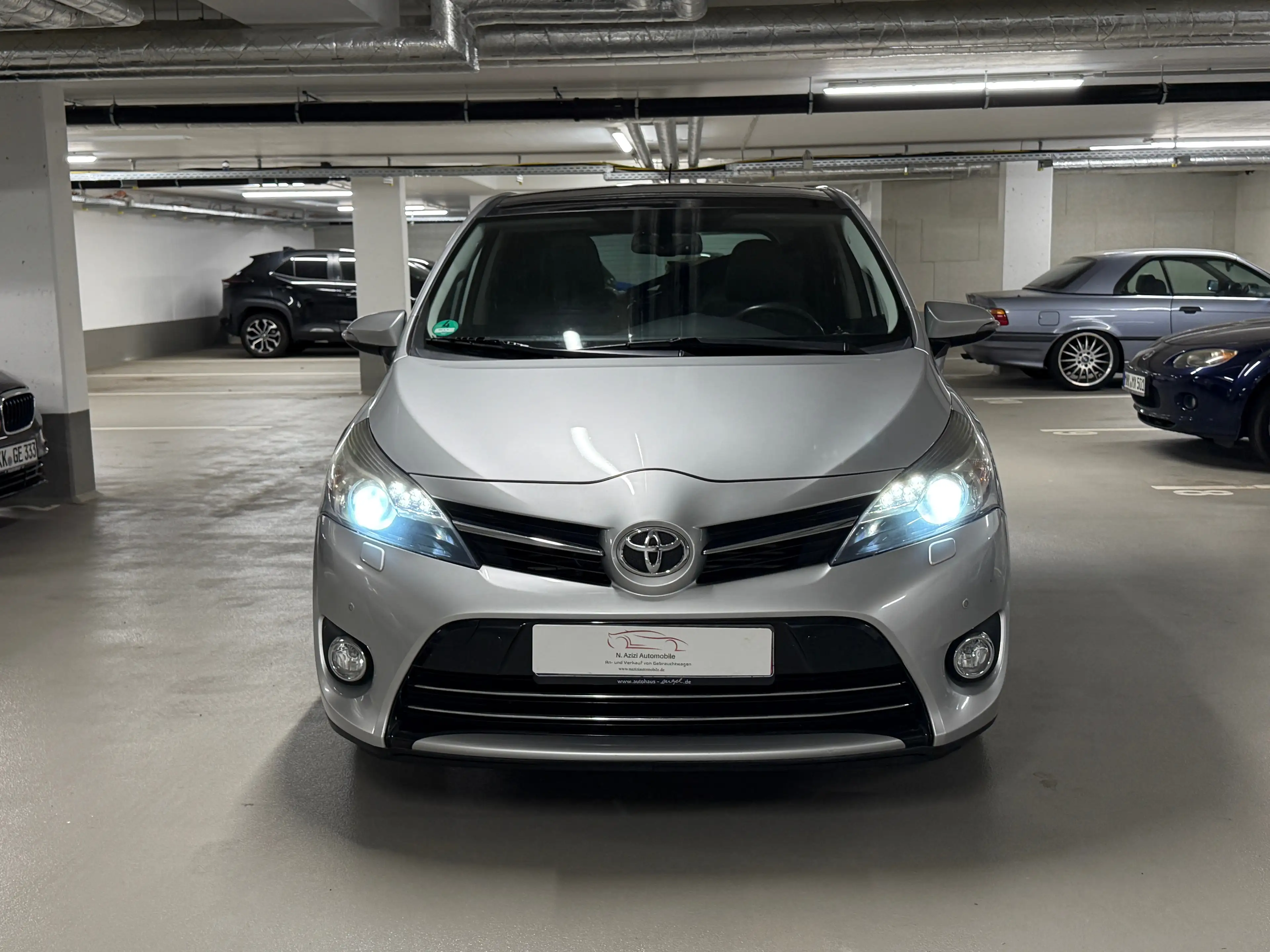 Toyota Verso 1.6 D-4D Executive*Navi*PDC*AHK* — photo 3