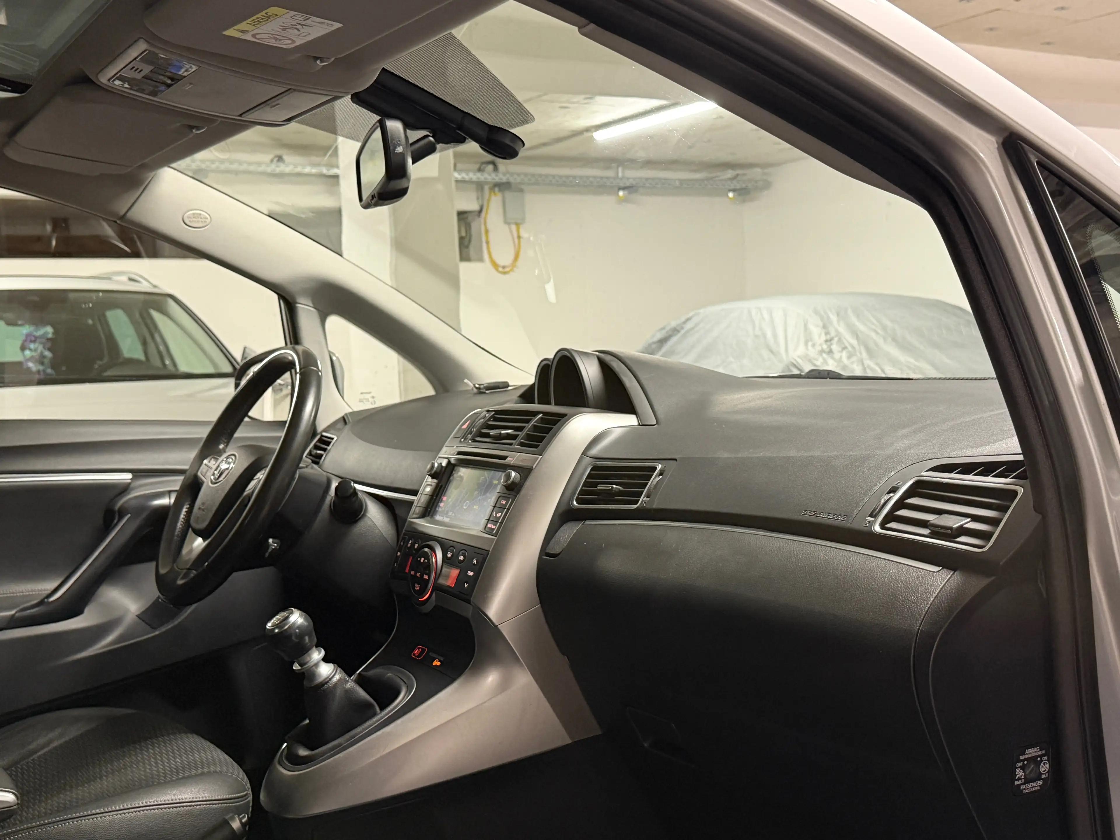 Toyota Verso 1.6 D-4D Executive*Navi*PDC*AHK* — photo 16