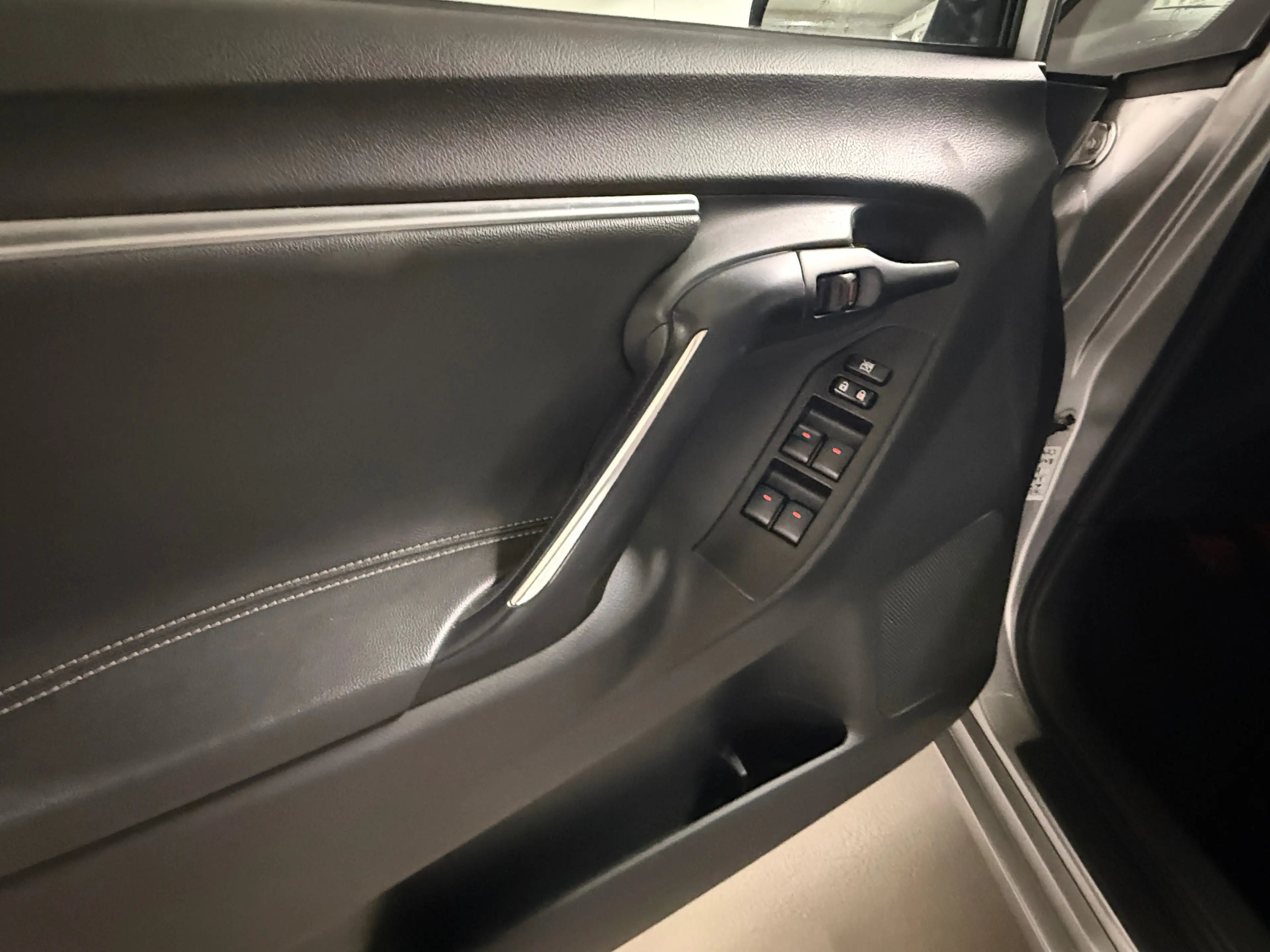 Toyota Verso 1.6 D-4D Executive*Navi*PDC*AHK* — photo 13