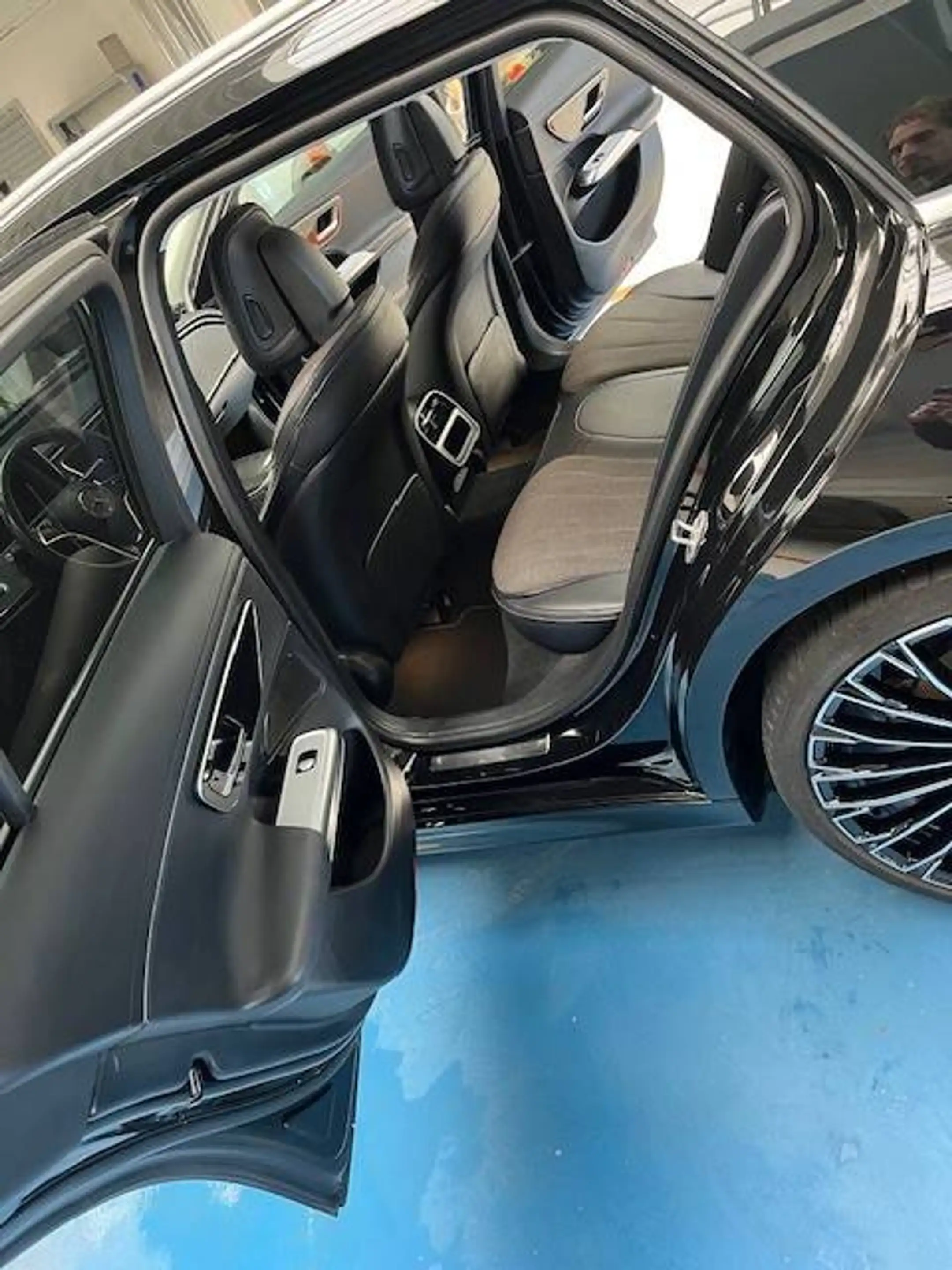 Mercedes-Benz E 220 E Break 220 d Business Line Business Line — photo 11