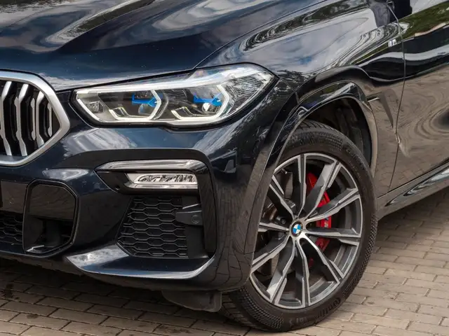 BMW X6 view 7