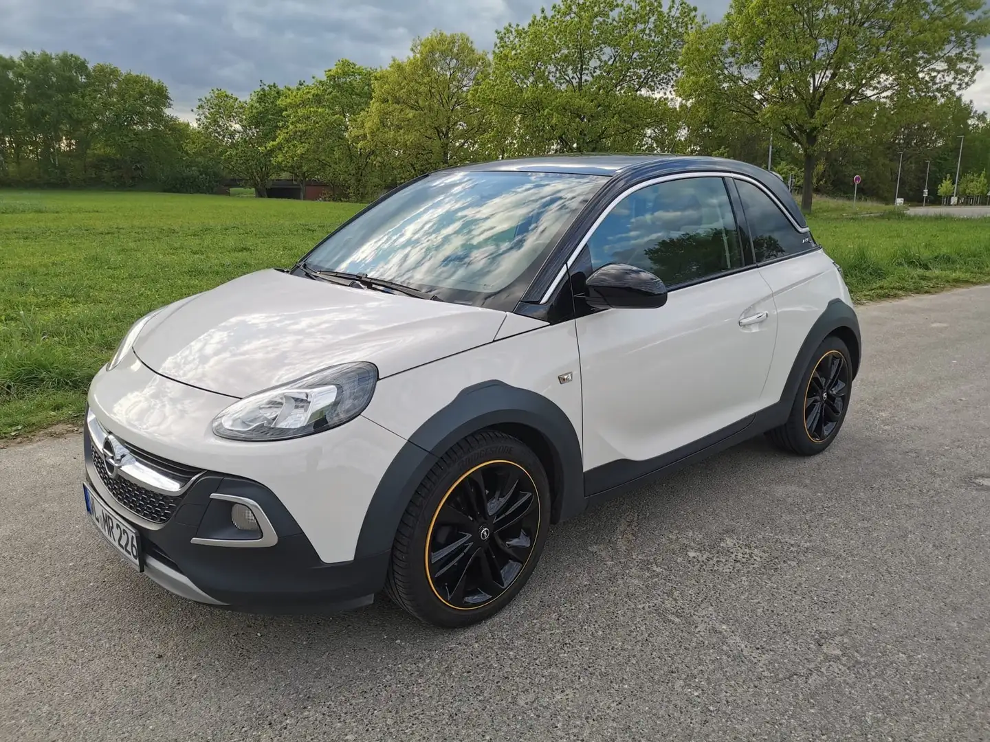 Opel Adam Rocks Edition, Sitz+Lenkr Heizung Weiß - 1