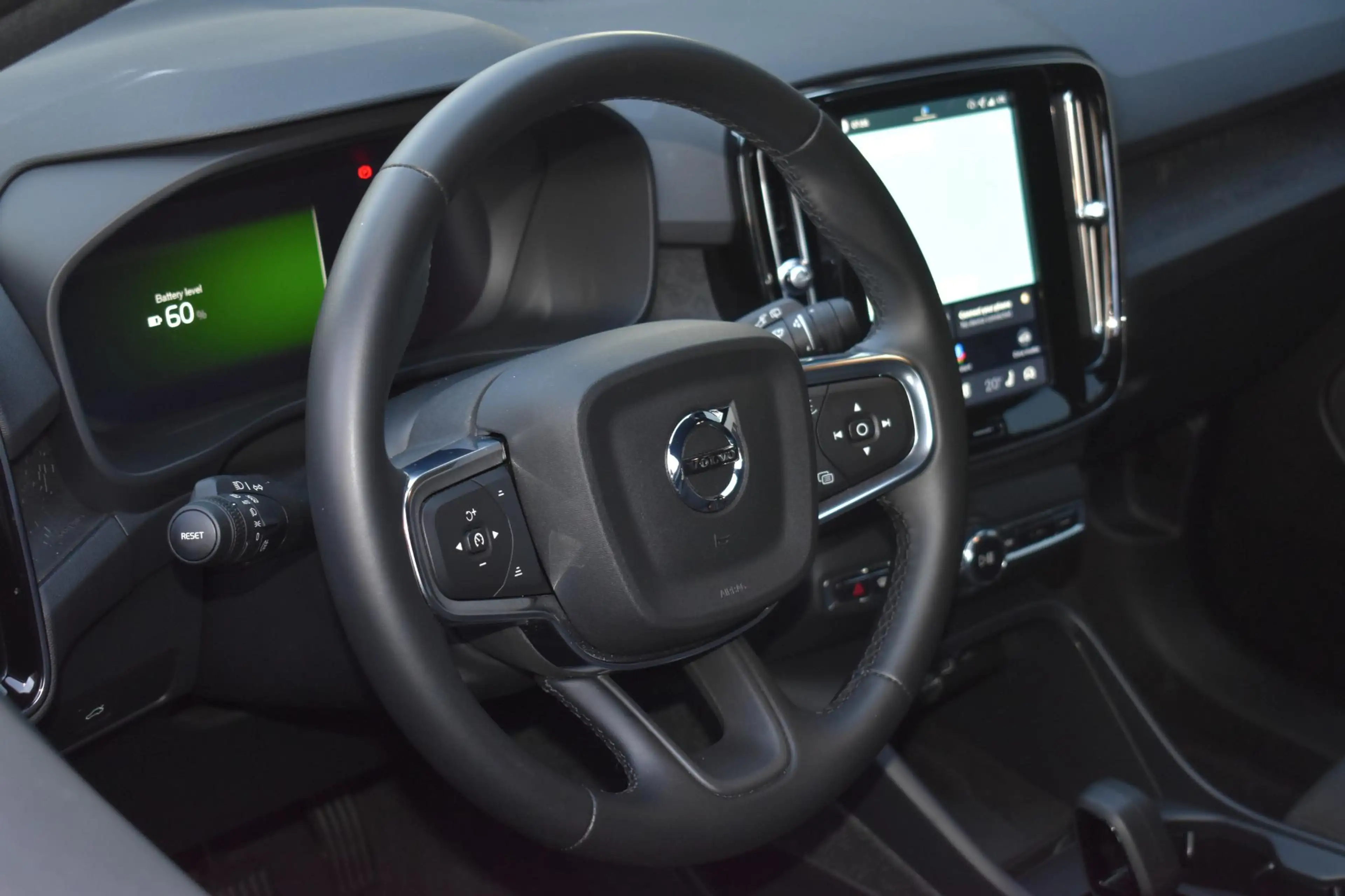 Volvo EX40 Single Motor Extended Range Plus 82 kWh | Trekhaak — photo 4