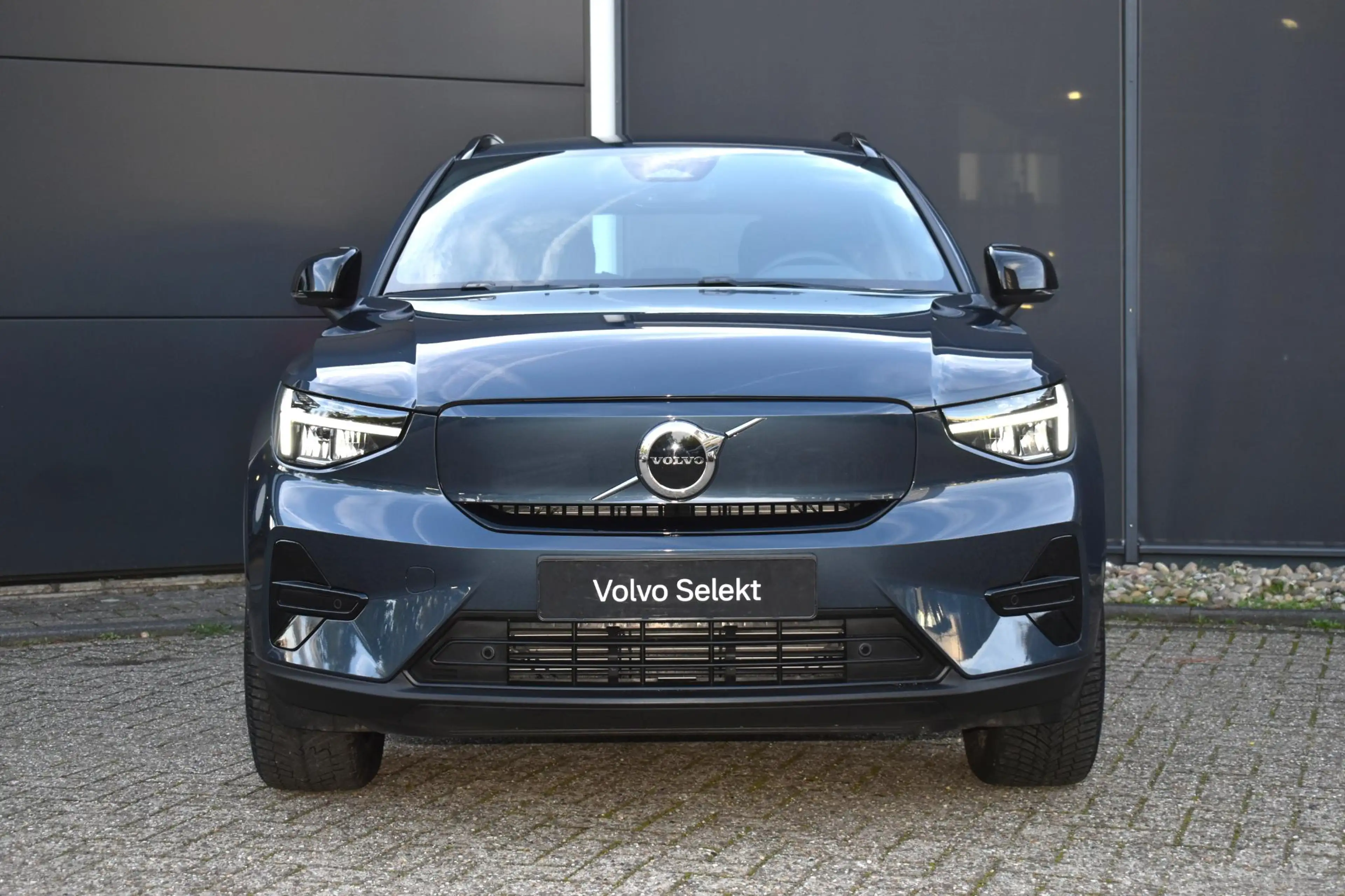 Volvo EX40 Single Motor Extended Range Plus 82 kWh | Trekhaak — photo 5