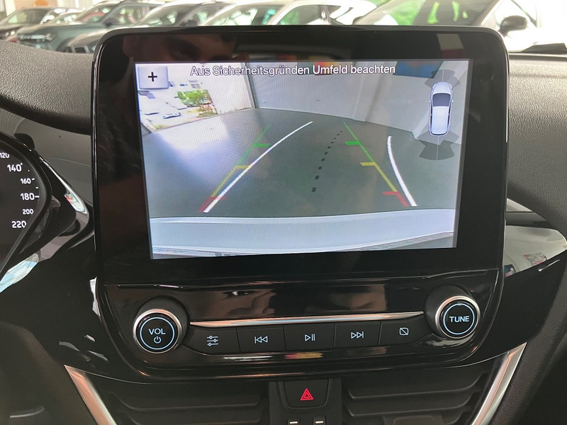 Ford Fiesta 1.1 Trend - Navi/ Kamera/ Klima — photo 11