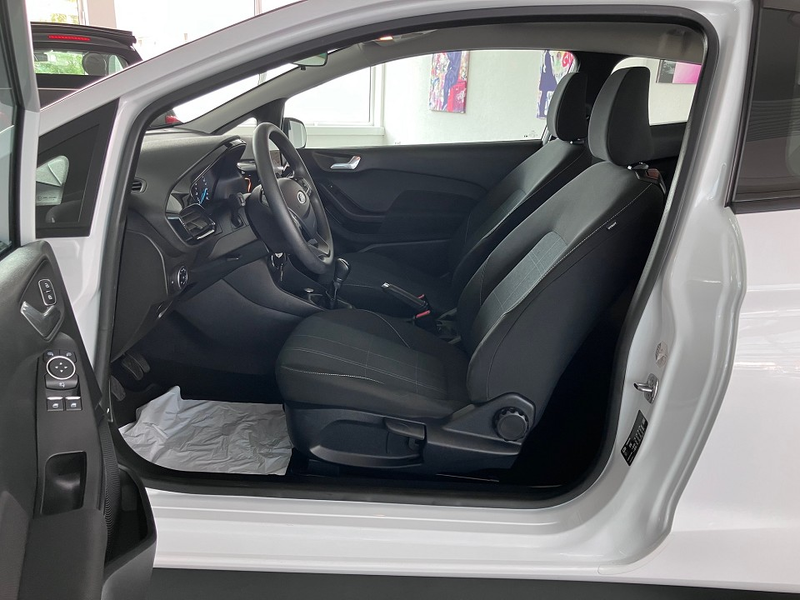 Ford Fiesta 1.1 Trend - Navi/ Kamera/ Klima — photo 6