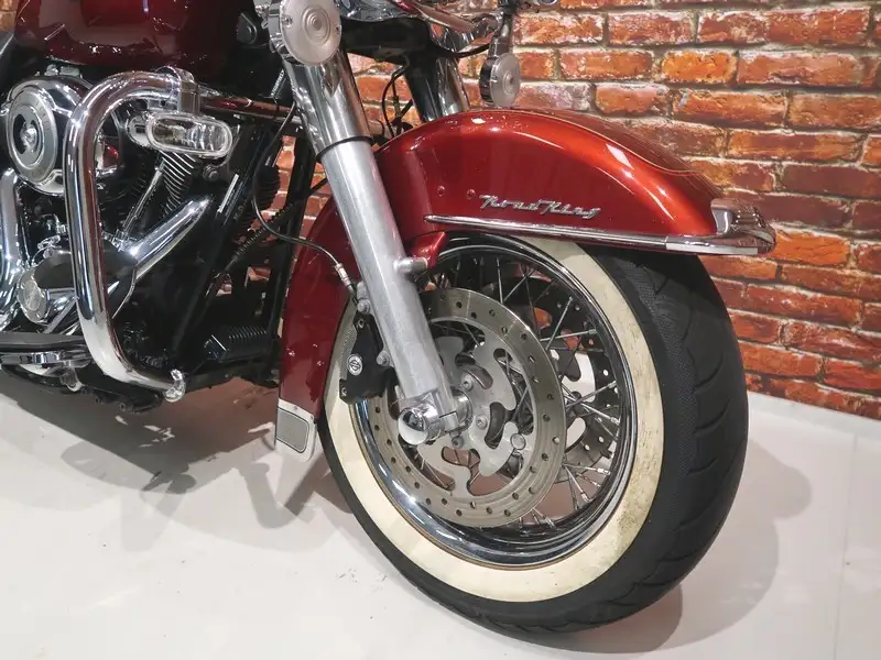 Harley-Davidson Road King - foto 4
