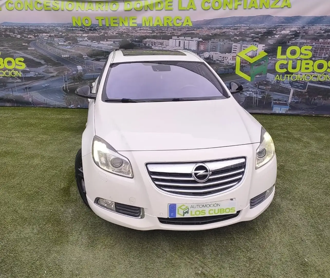 Opel Insignia ST 2.0 CDTI Biturbo 4x4 Sportive Auto Blanco - 1