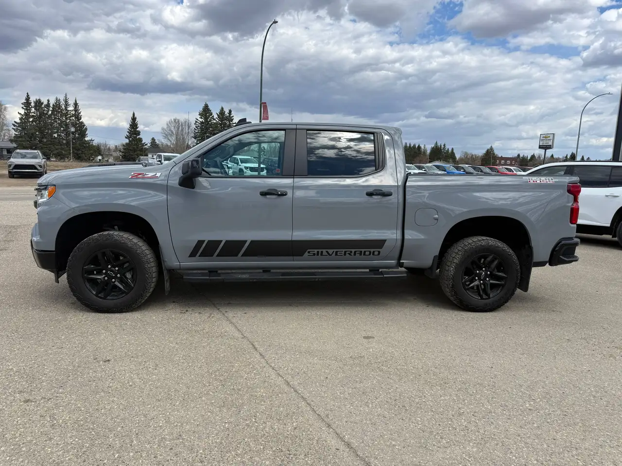 Chevrolet Silverado 1500 снимка Chevrolet Silverado 1500