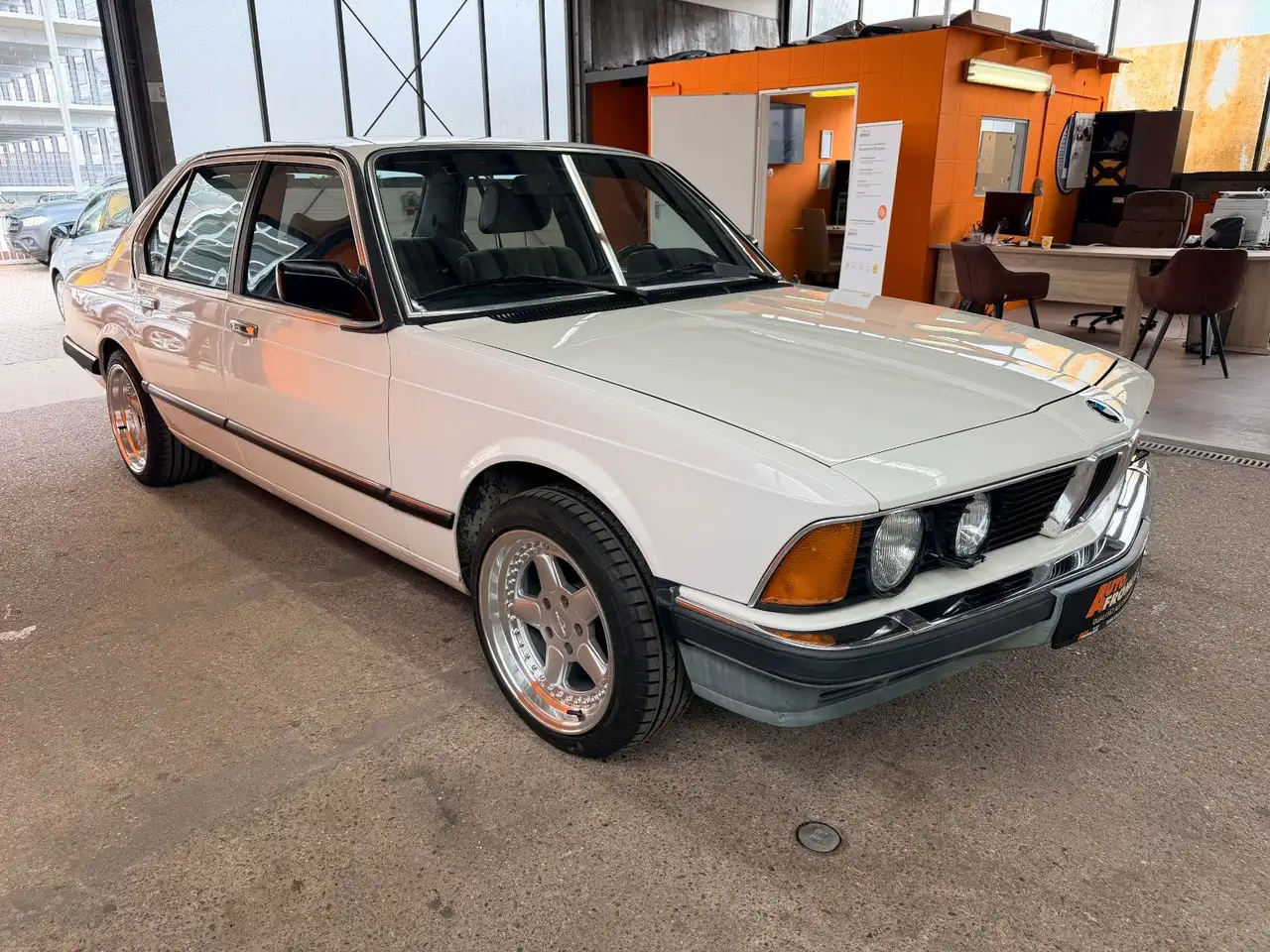 BMW 732 i E23 17" Schnitzer Alpina Lenkrad Velours, foto 3