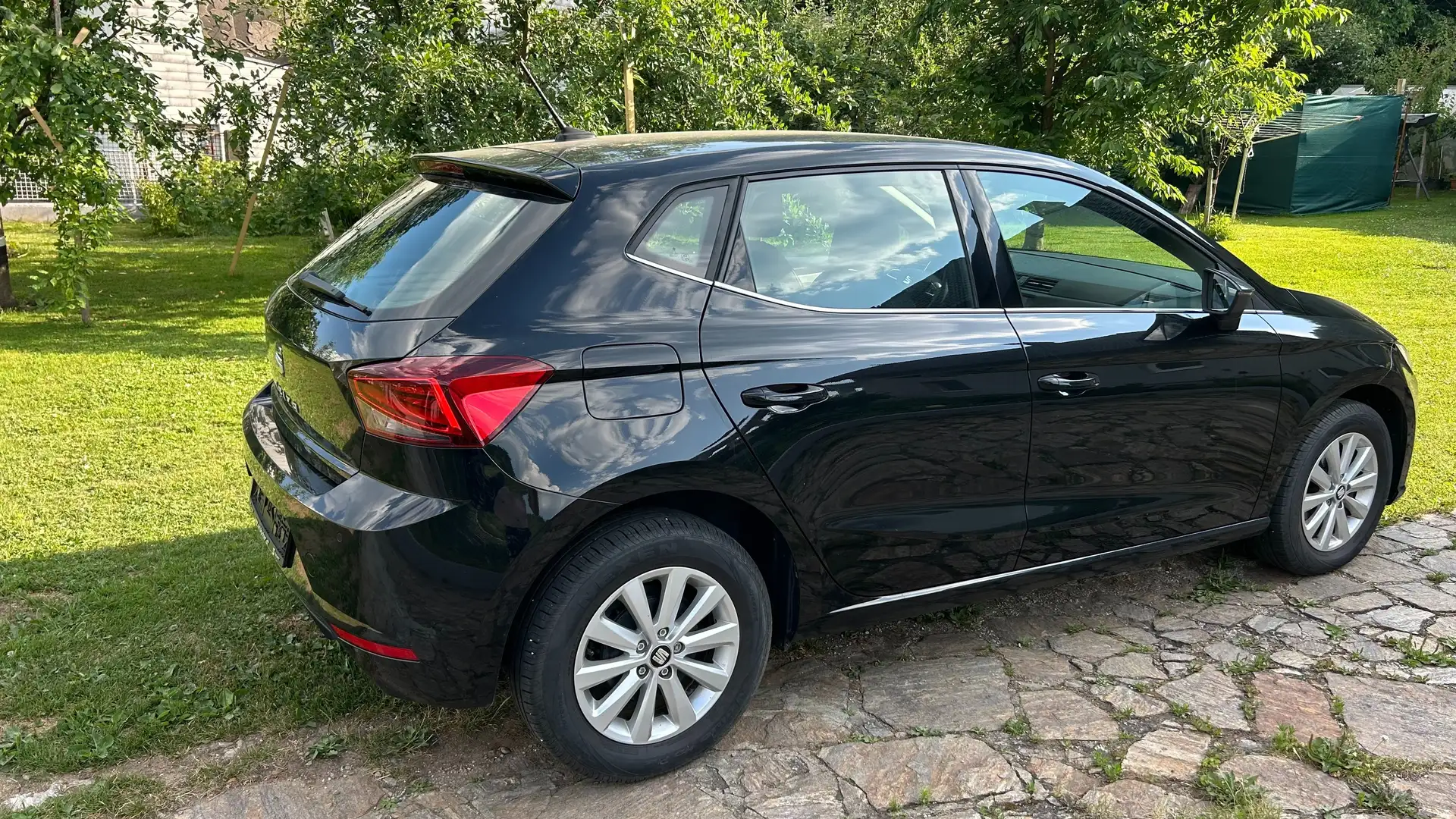 SEAT Ibiza Ibiza 1,0 ECO TSI Xcellence Xcellence Schwarz - 2