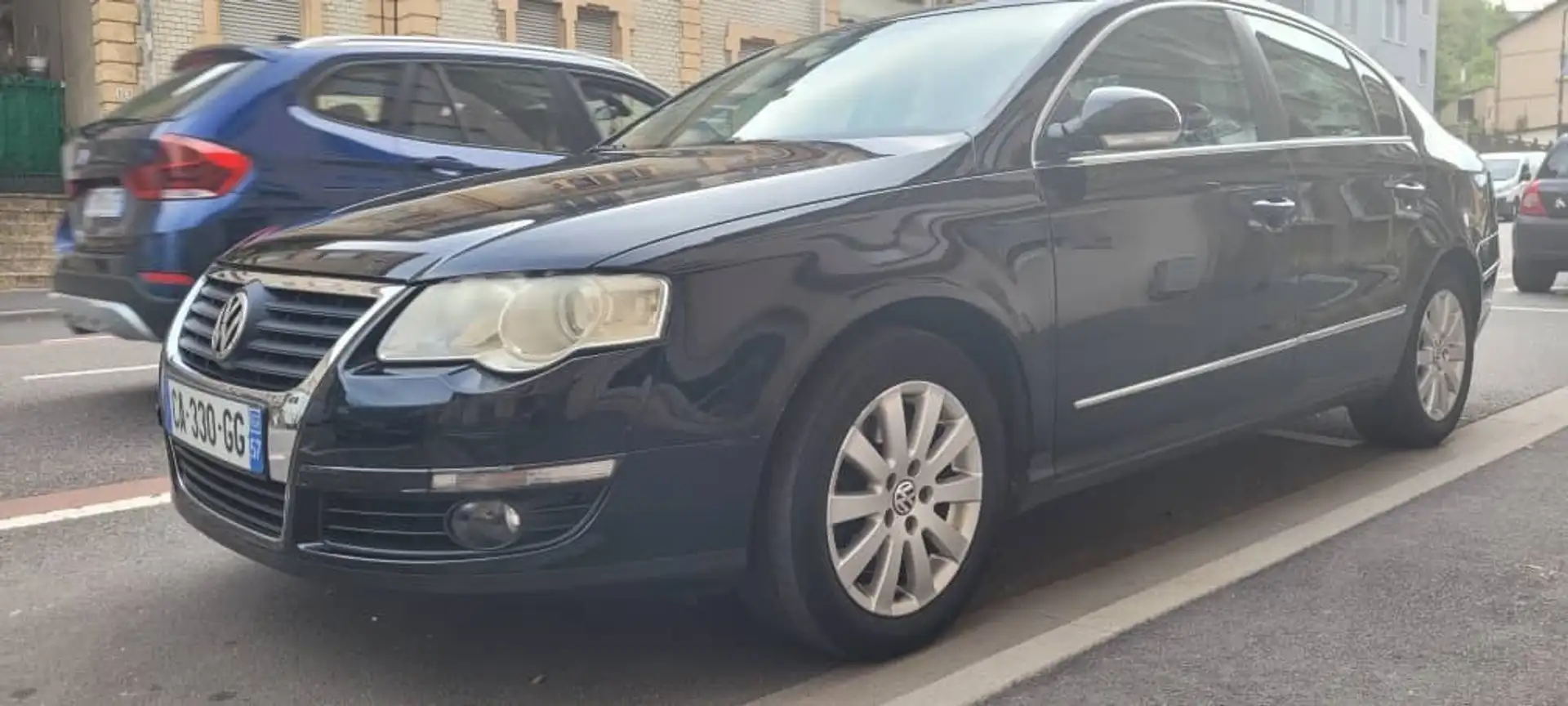 Volkswagen Passat 1.9 TDI 105 Carat Edition - 1