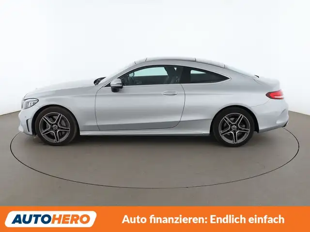 Mercedes-Benz C-Class view 3