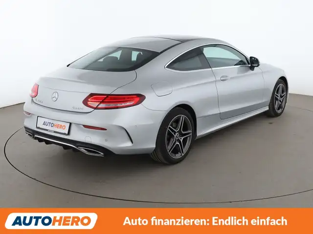 Mercedes-Benz C-Class view 6
