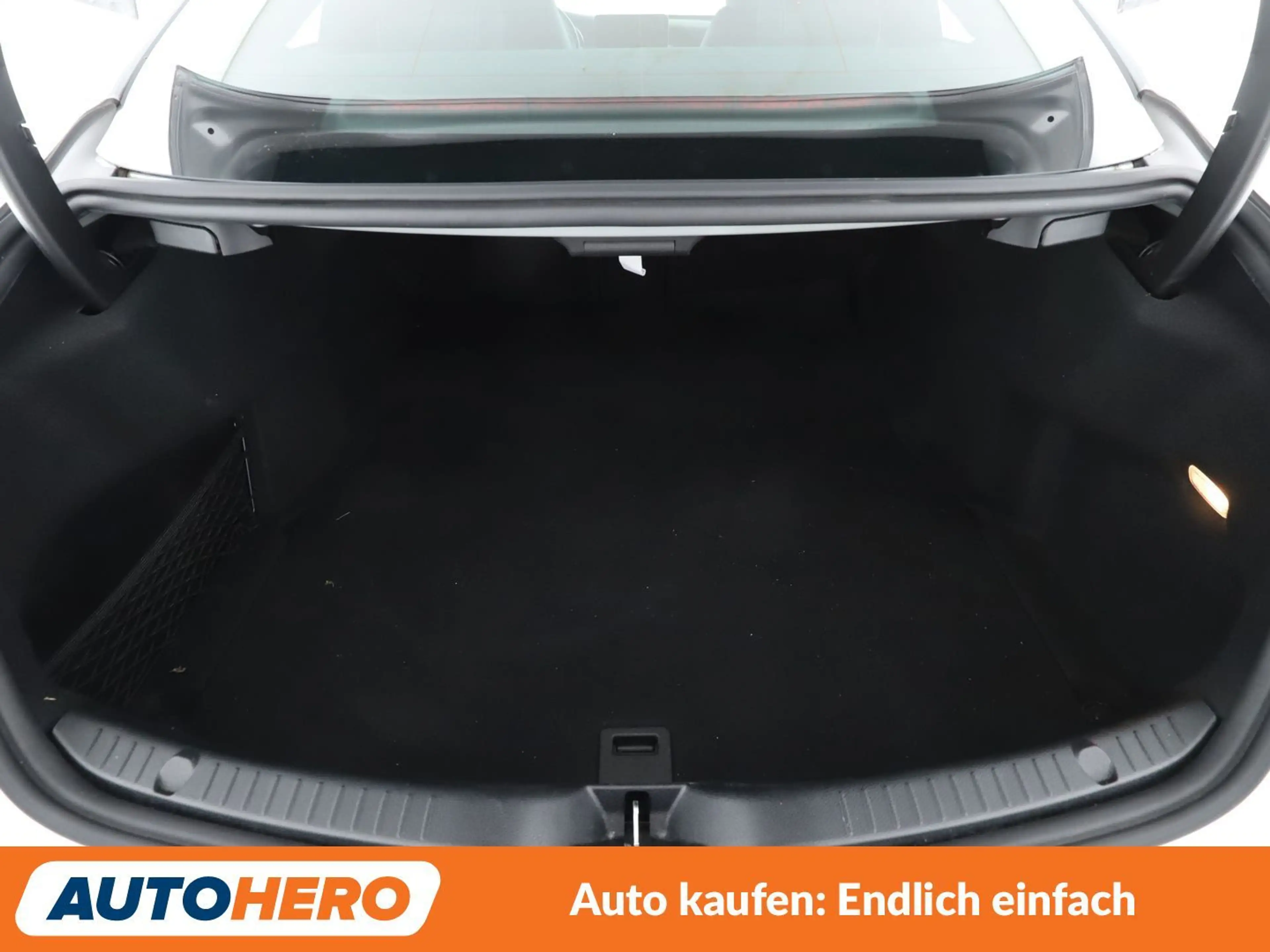 Mercedes-Benz C 300 d 4Matic Aut.*LED*NAVI*TEMPO*CAM*PDC*SHZ*KLIMA* — photo 17