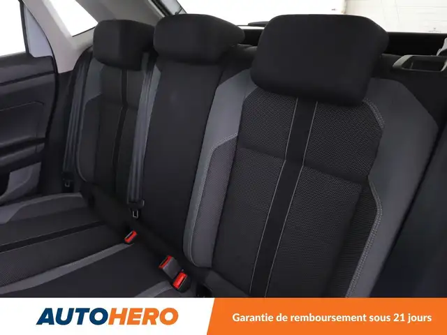 Volkswagen Polo view 14